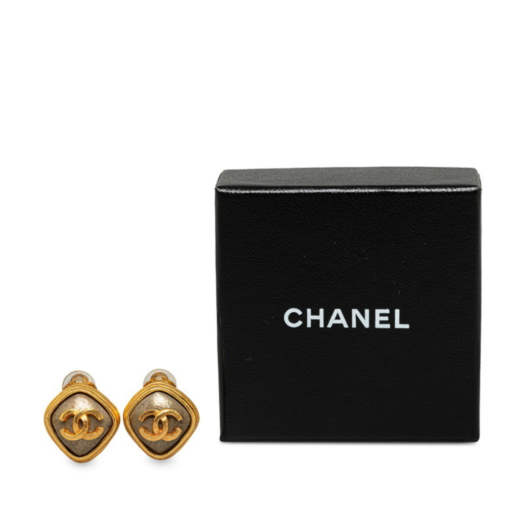 CC Logo Earrings Metal Gold-Tone Metal