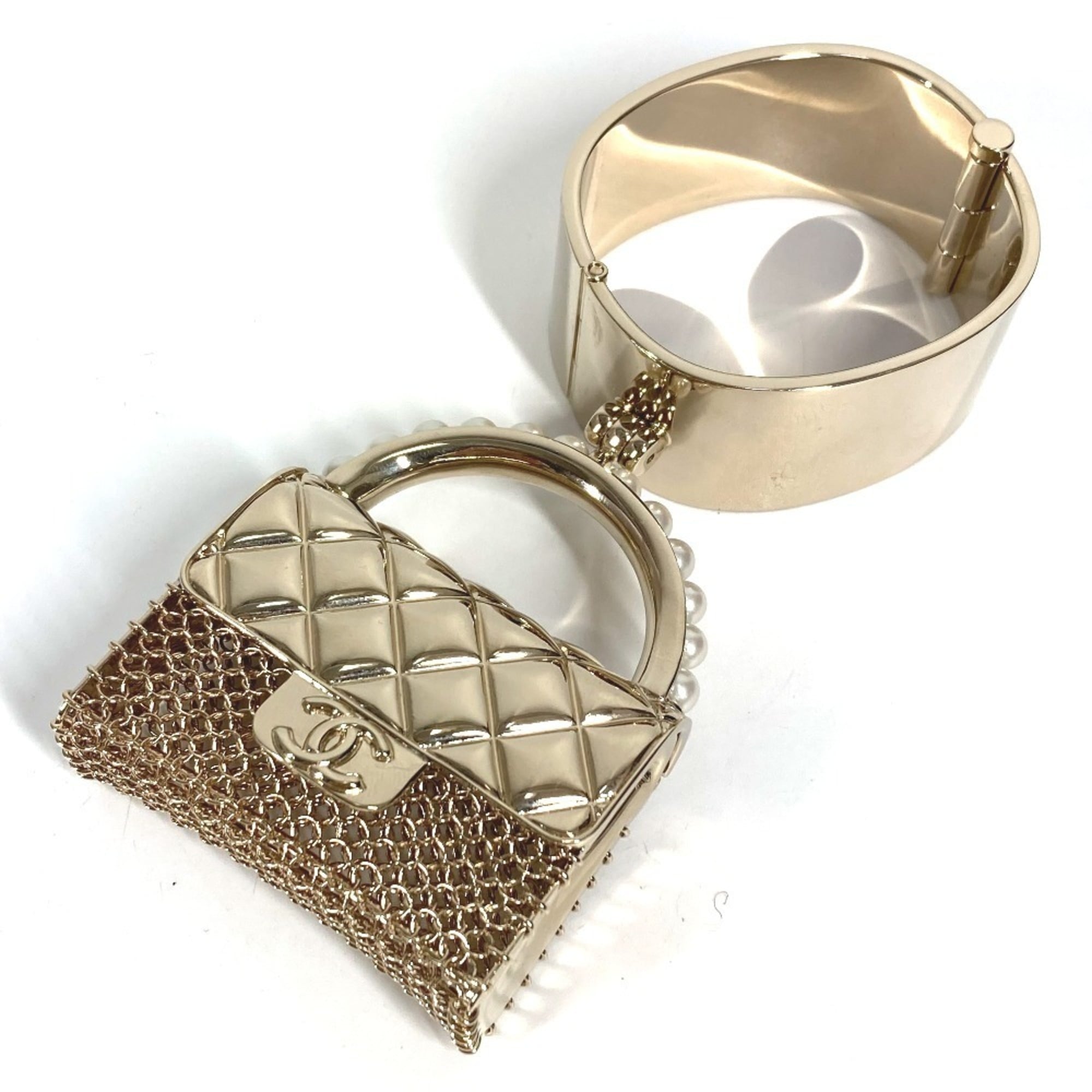 CC Logo Bracelet Gold-Tone Metal