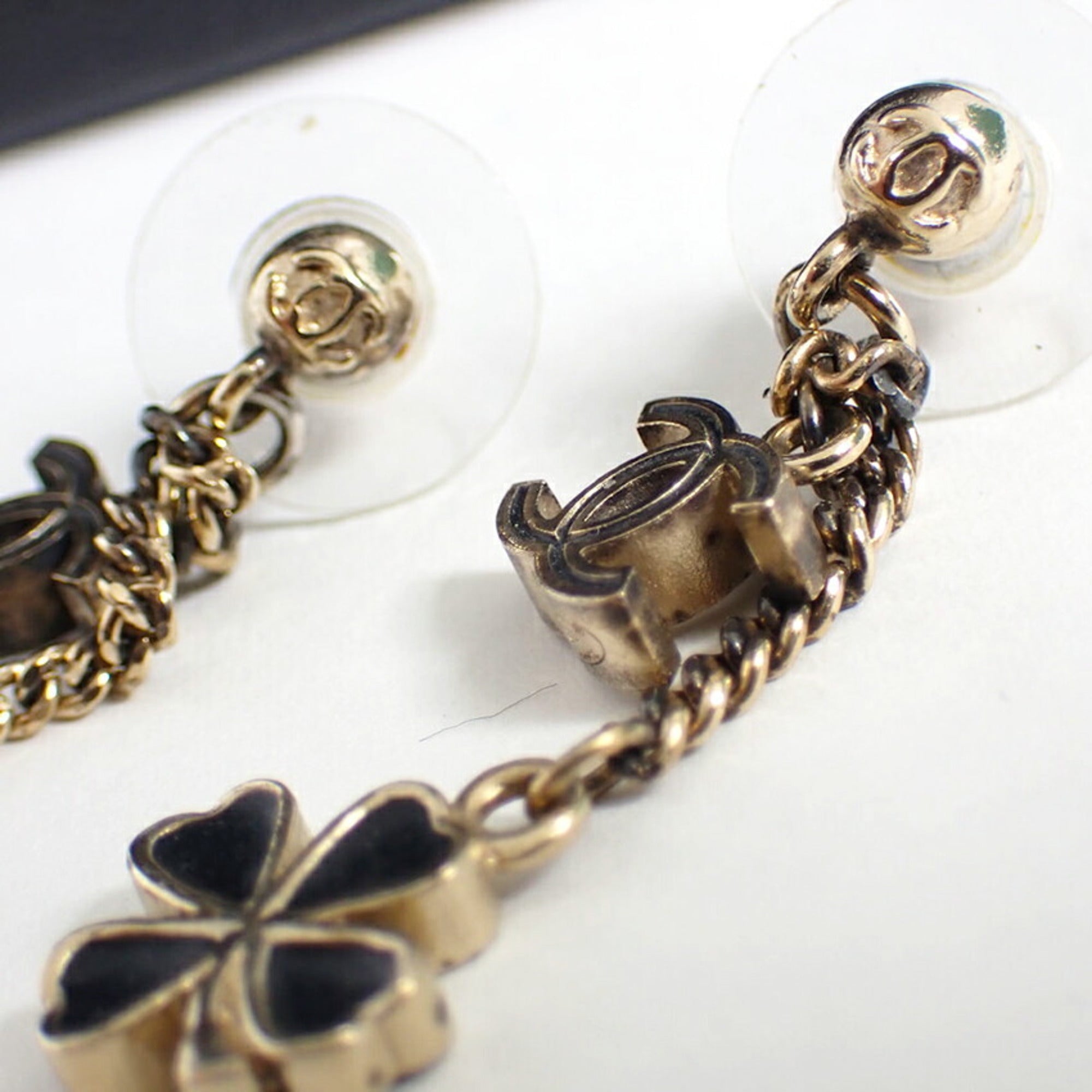 CC Logo Clover Earrings Metal Gold-Tone Metal