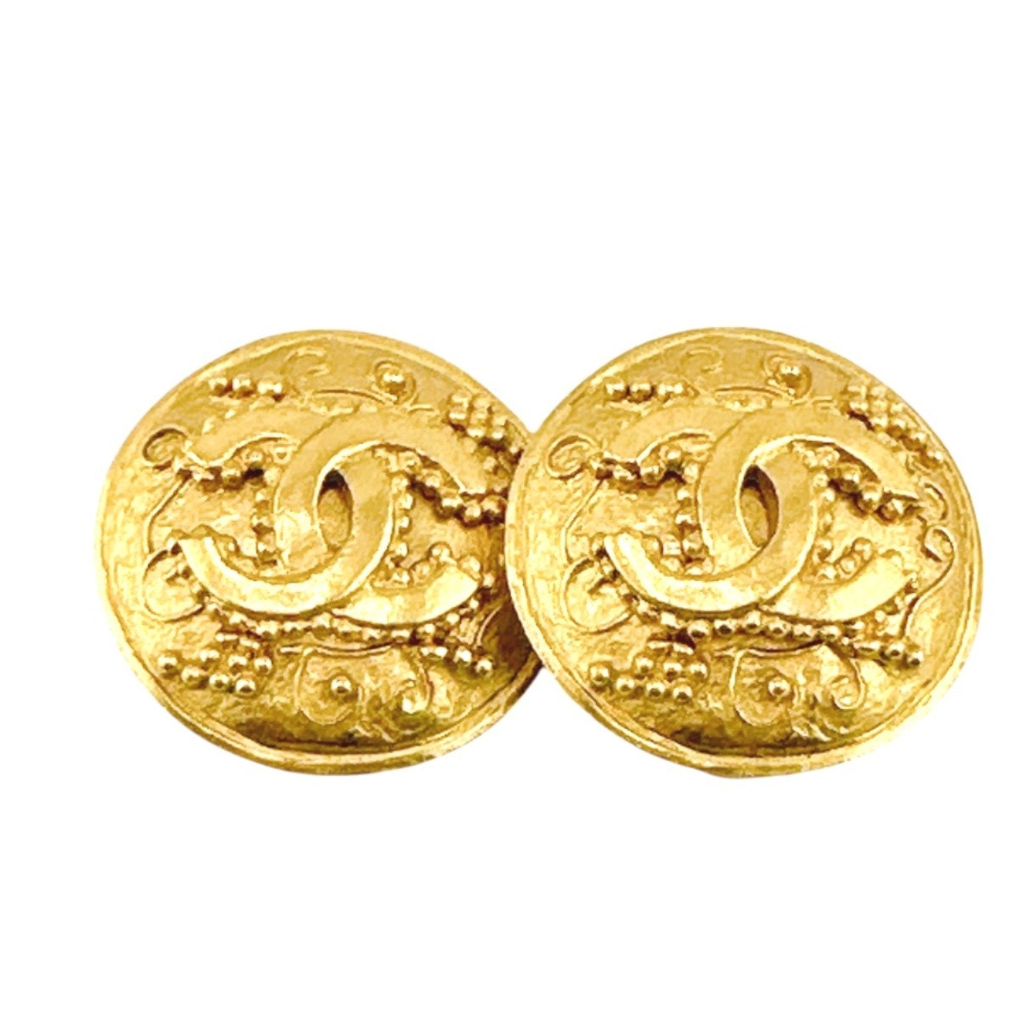 CC Logo Clip-On Earrings Metal Gold-Tone Metal