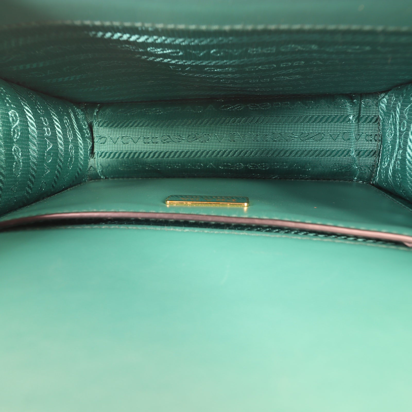 Prada Cuir Embleme Flap Shoulder Bag