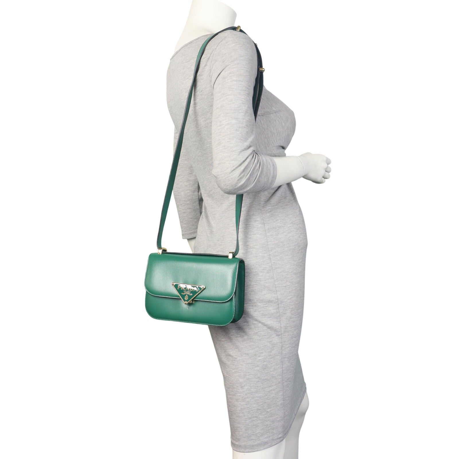 Prada Cuir Embleme Flap Shoulder Bag