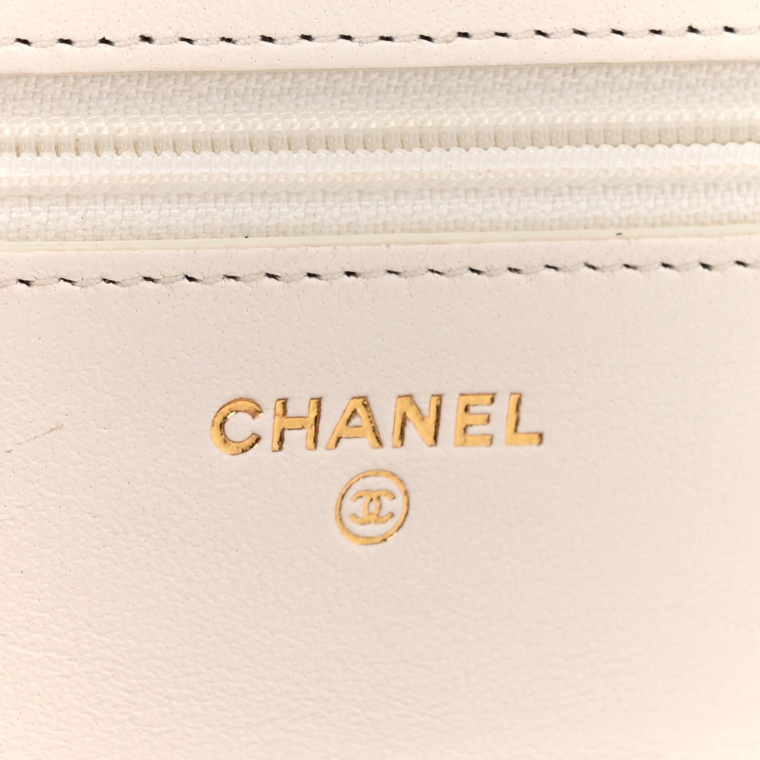 Lambskin Quilted Chanel 19 Wallet On Chain WOC White