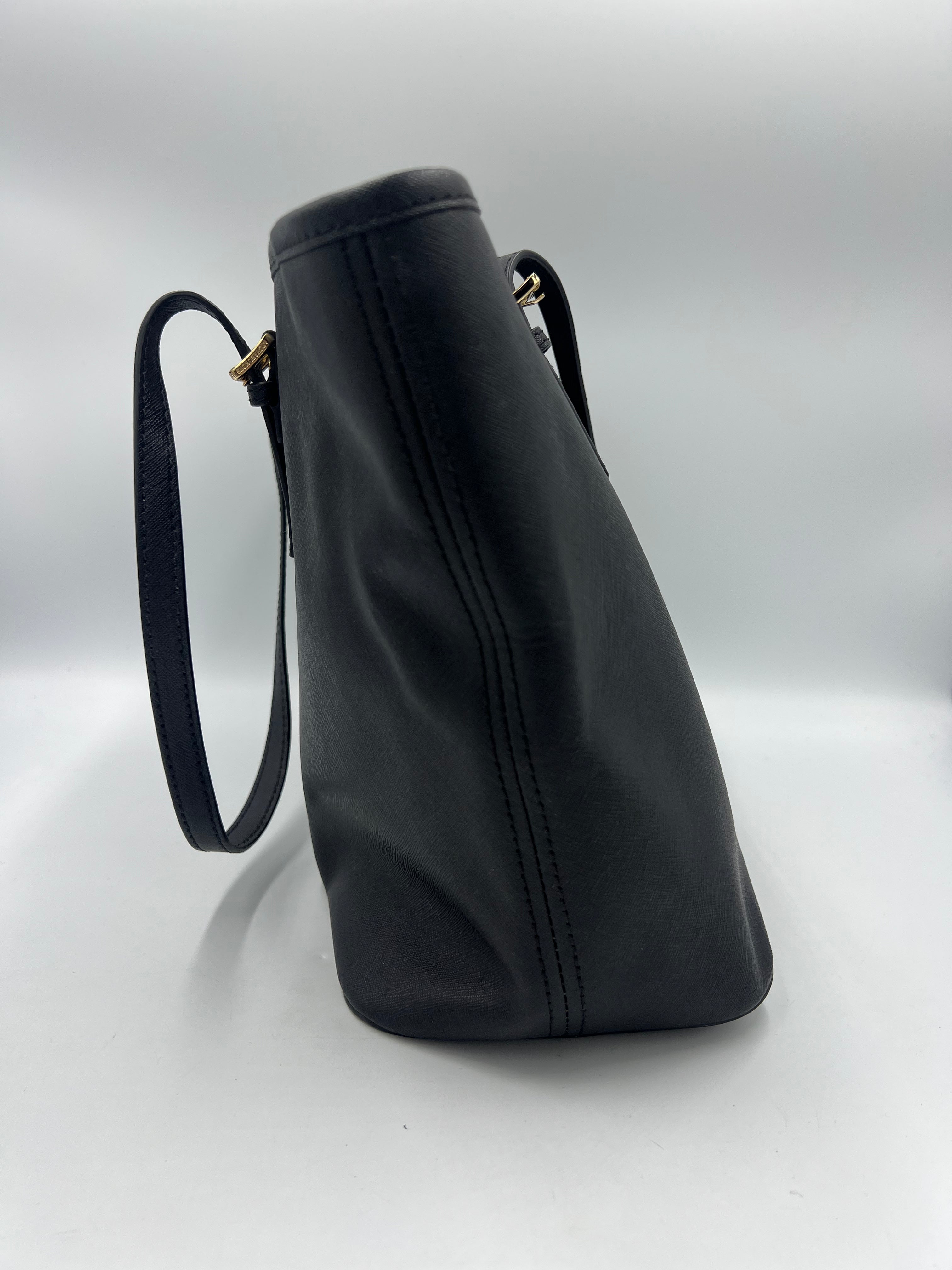 Handbag Designer By Michael Kors