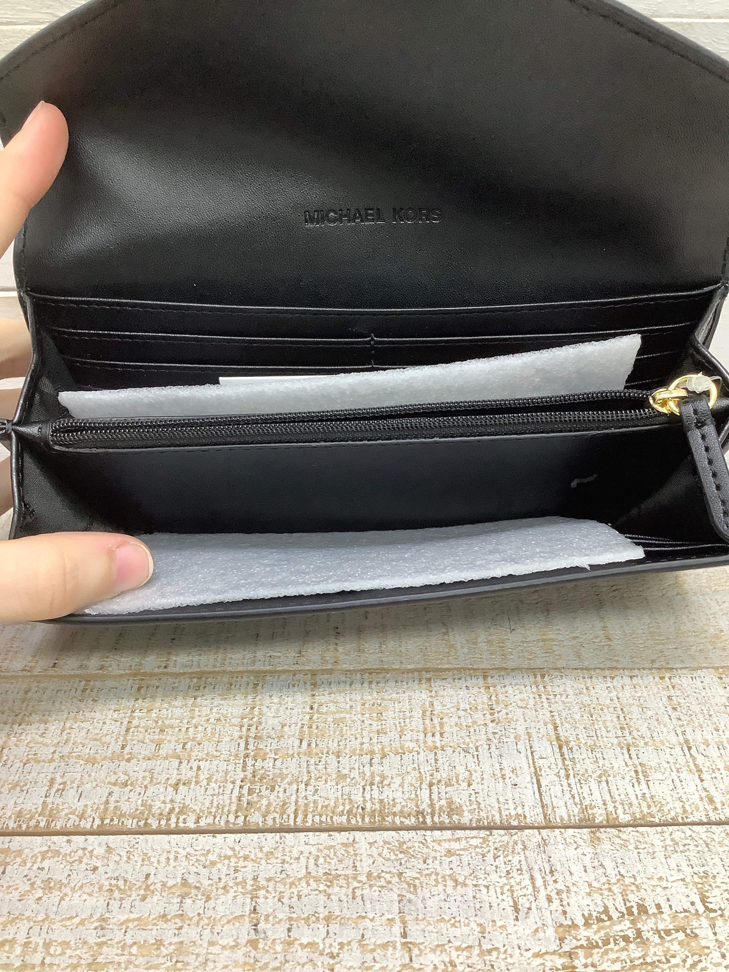 Wallet Designer by Michael Kors, Size Large