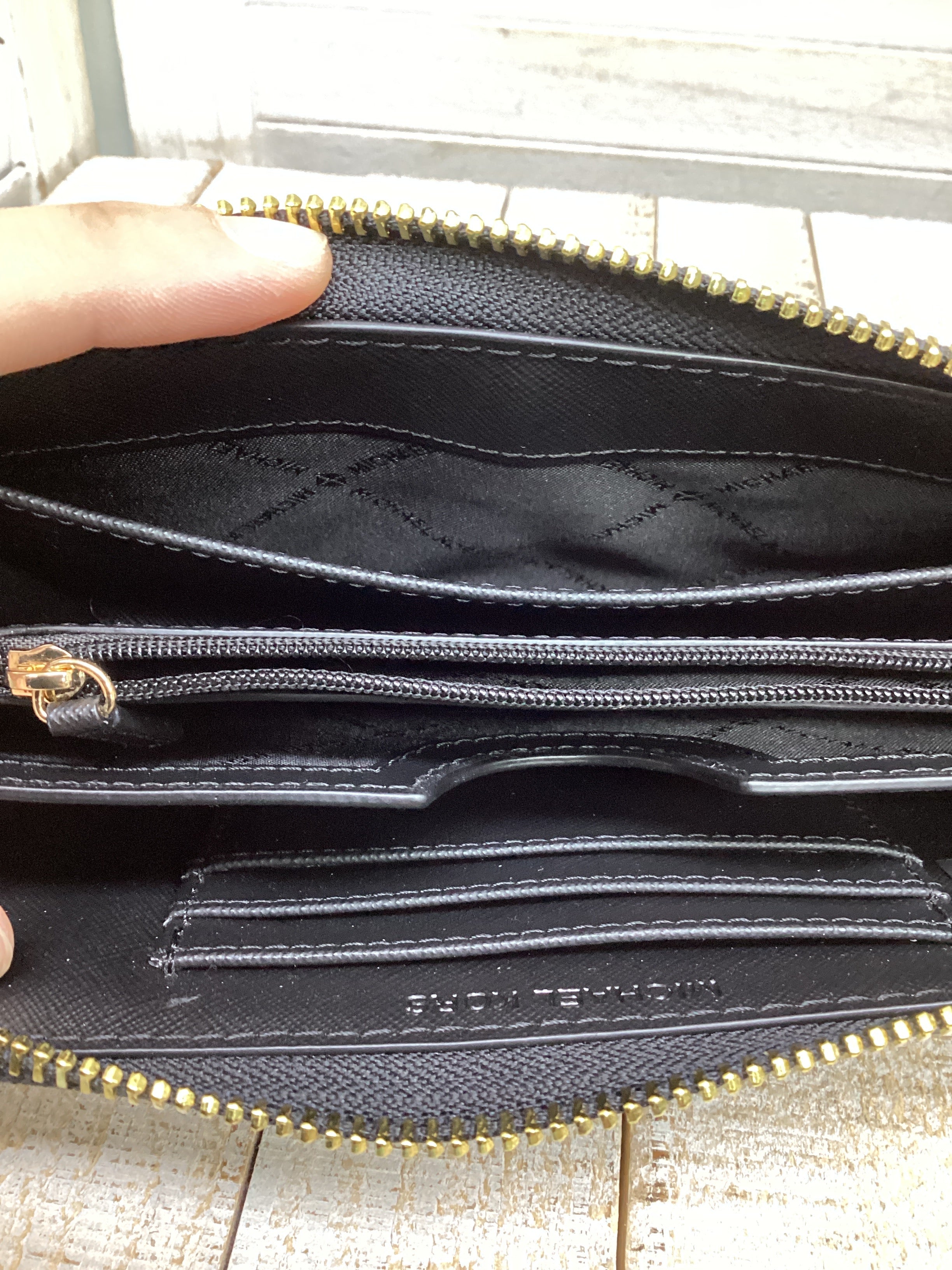 Wallet Designer By Michael Kors, Size: Medium