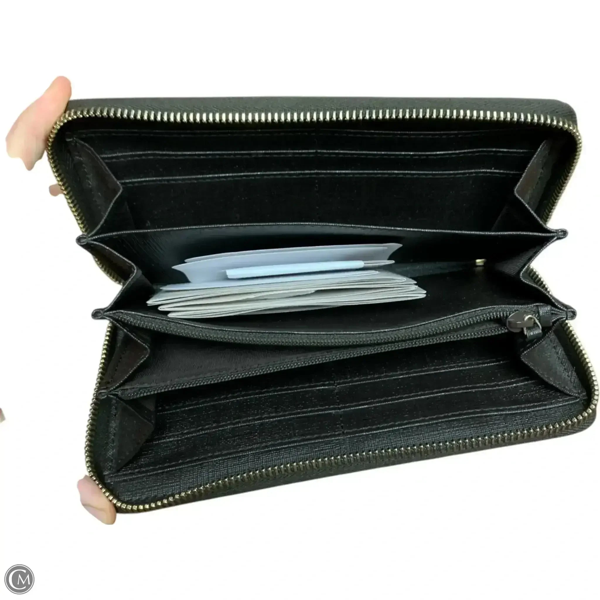 Wallet Luxury Designer By Gucci, Size: Medium