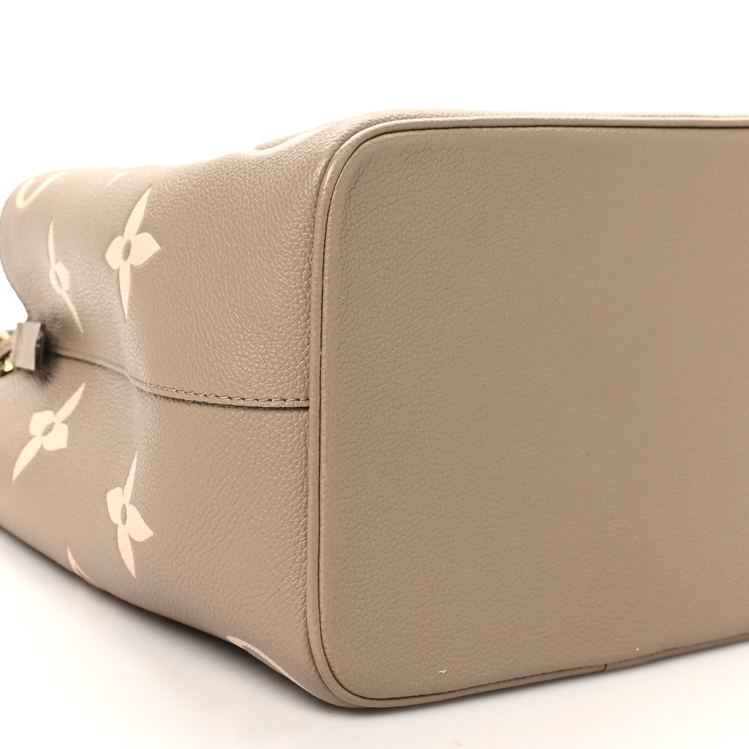 Empreinte Monogram Giant Neonoe MM Tourterelle Creme