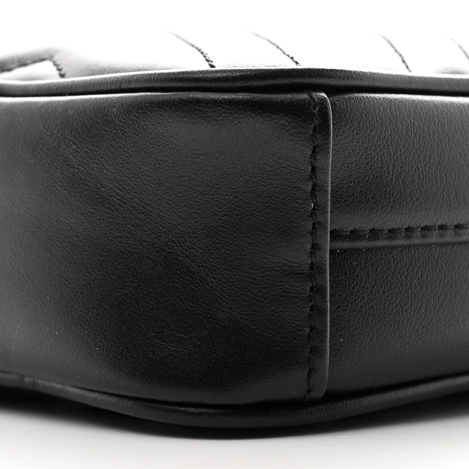 Calfskin Matelasse Mini GG Marmont Crossbody Bag Black