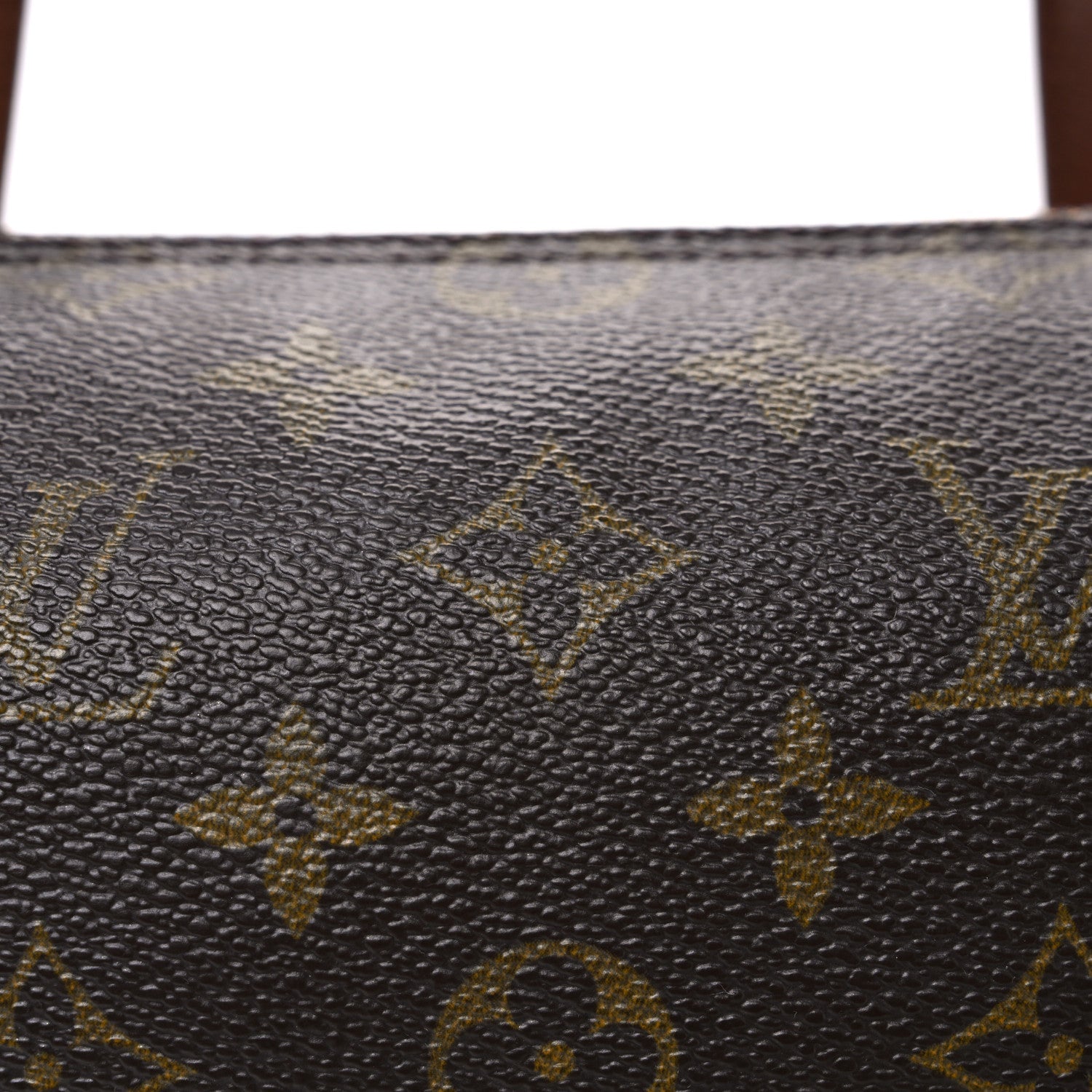 Monogram Papillon 26
