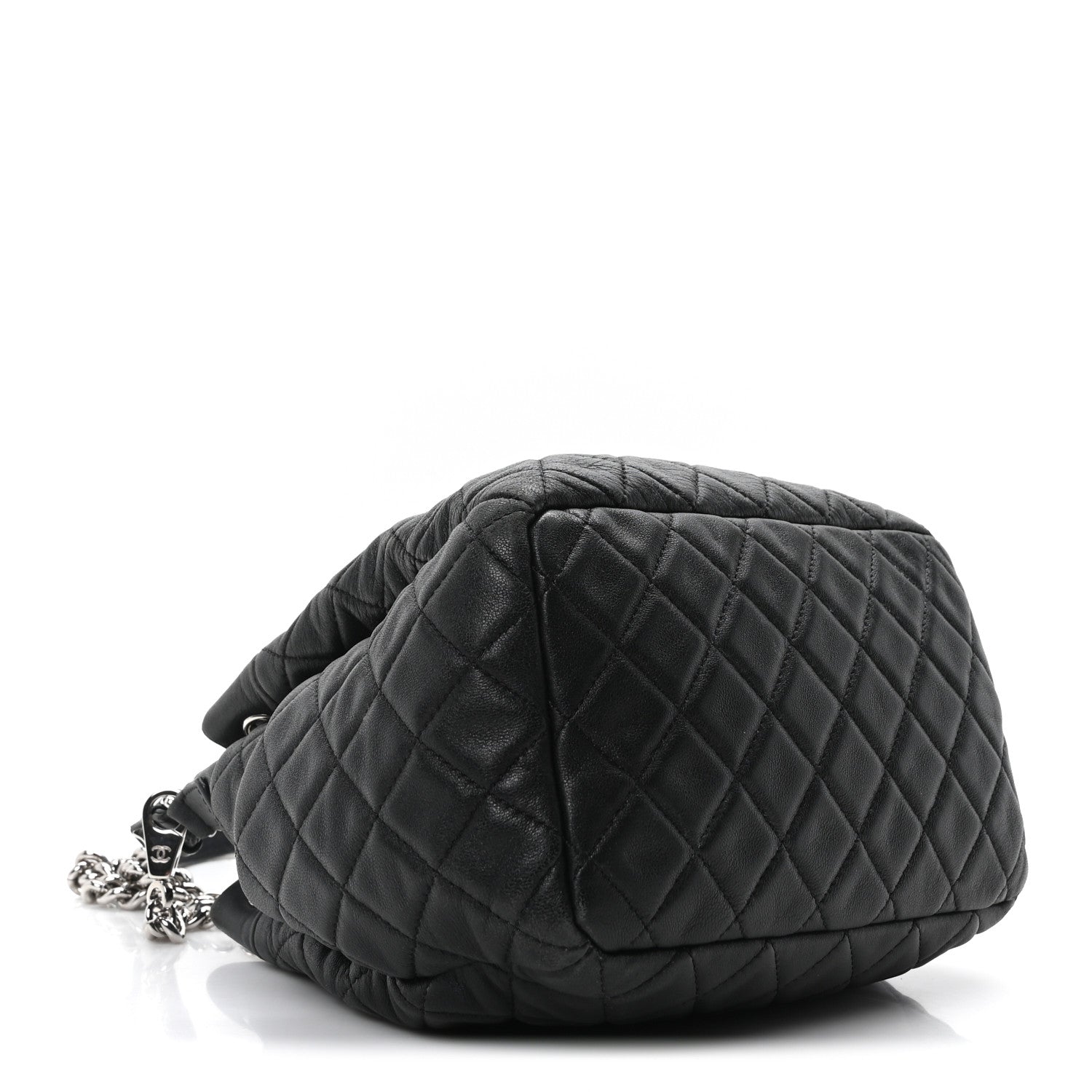 Caviar Flat Quilted CC Chain Bucket Drawstring Bag Black