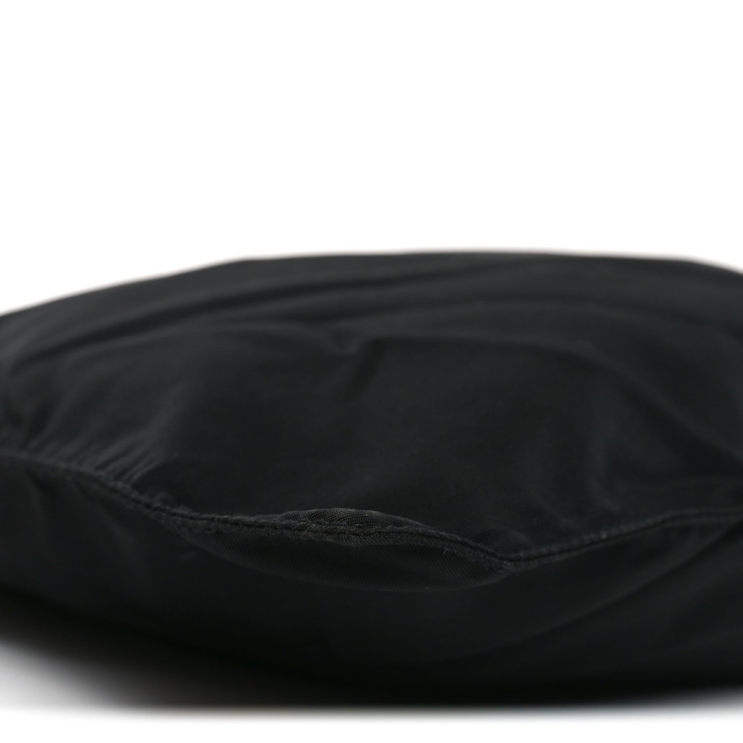 Nylon Flat Messenger Bag Black