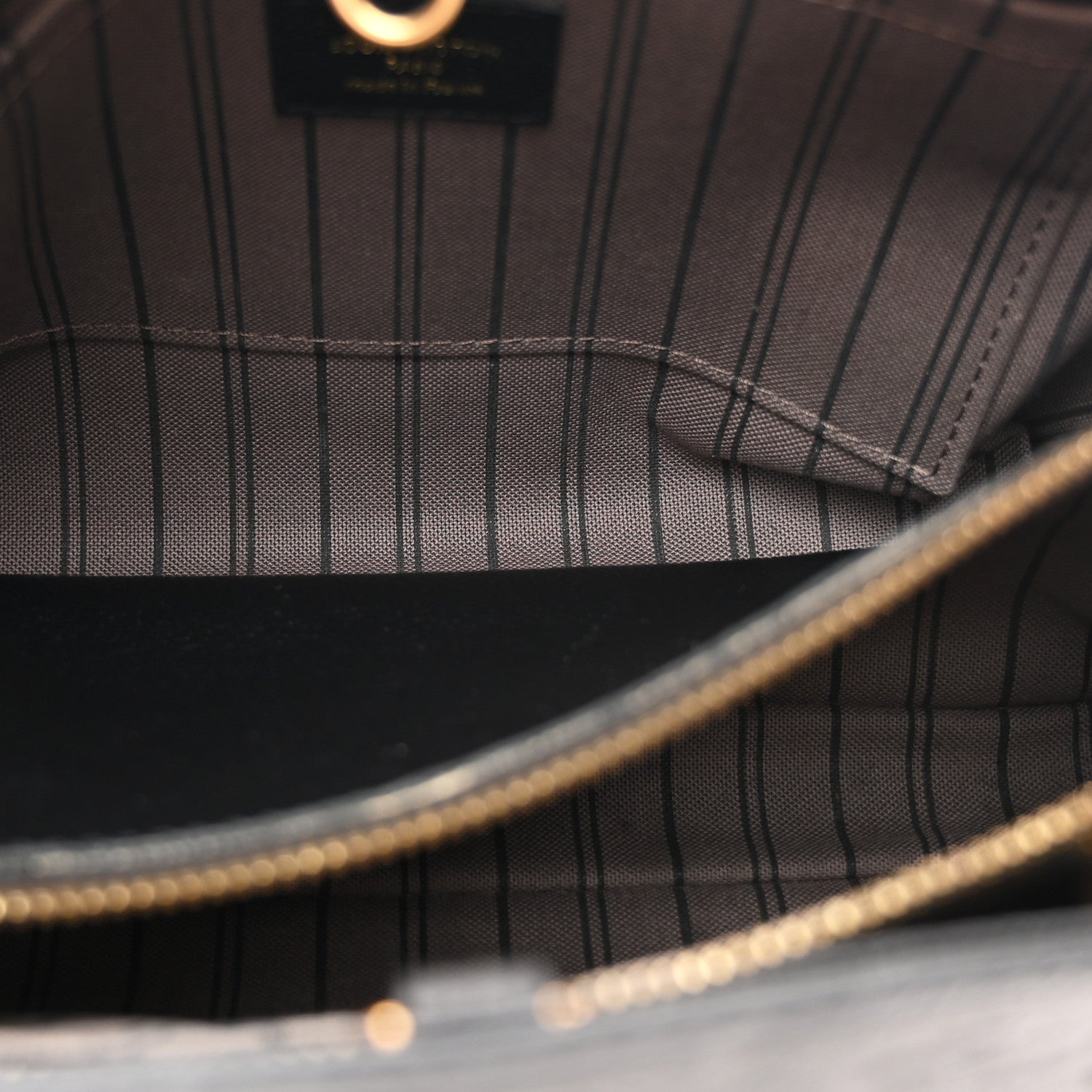 Empreinte Montaigne BB Black