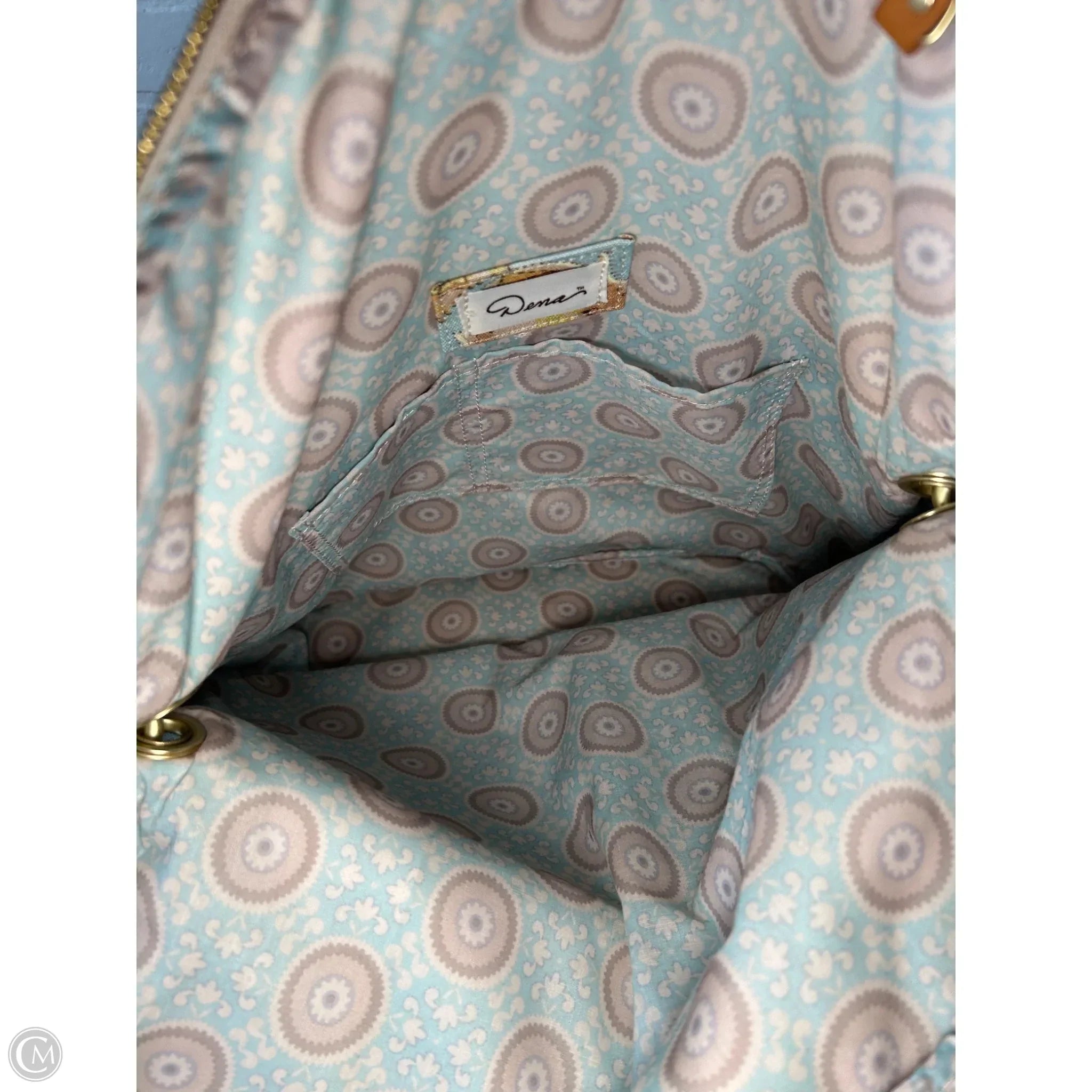 Tote By Clothes Mentor, Size: Medium