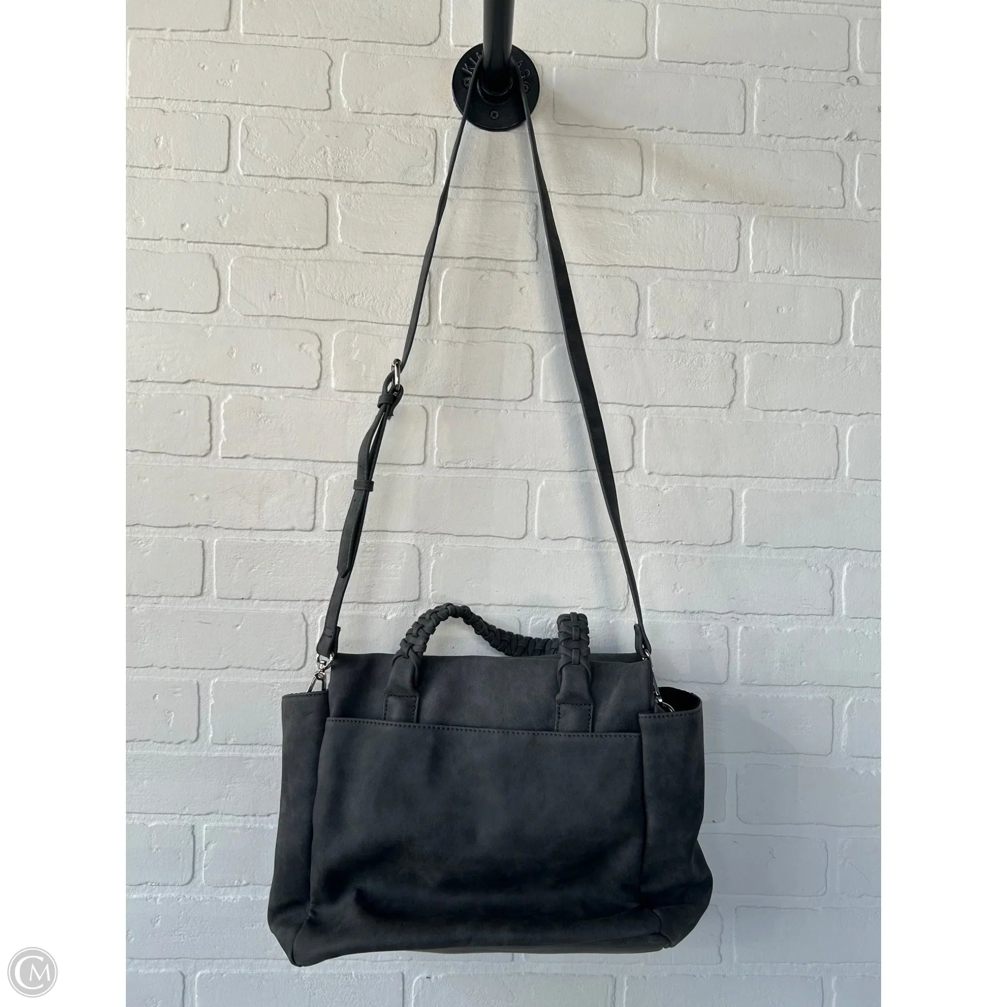 Crossbody By Clothes Mentor, Size: Large