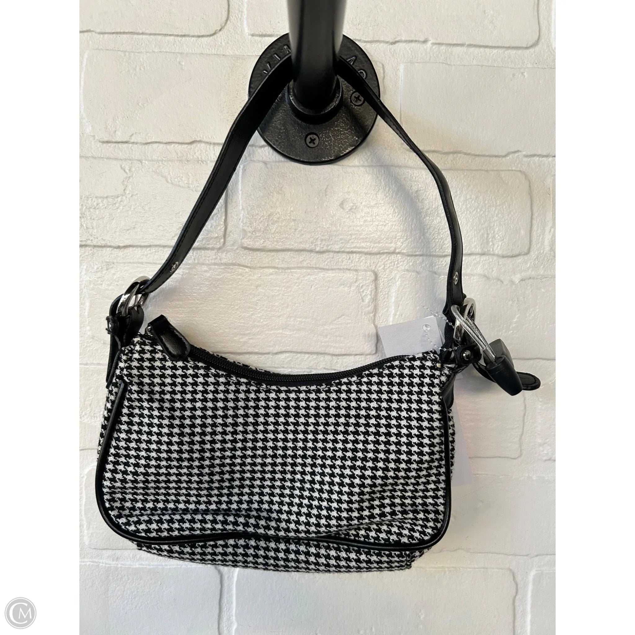 Handbag By Clothes Mentor, Size: Small