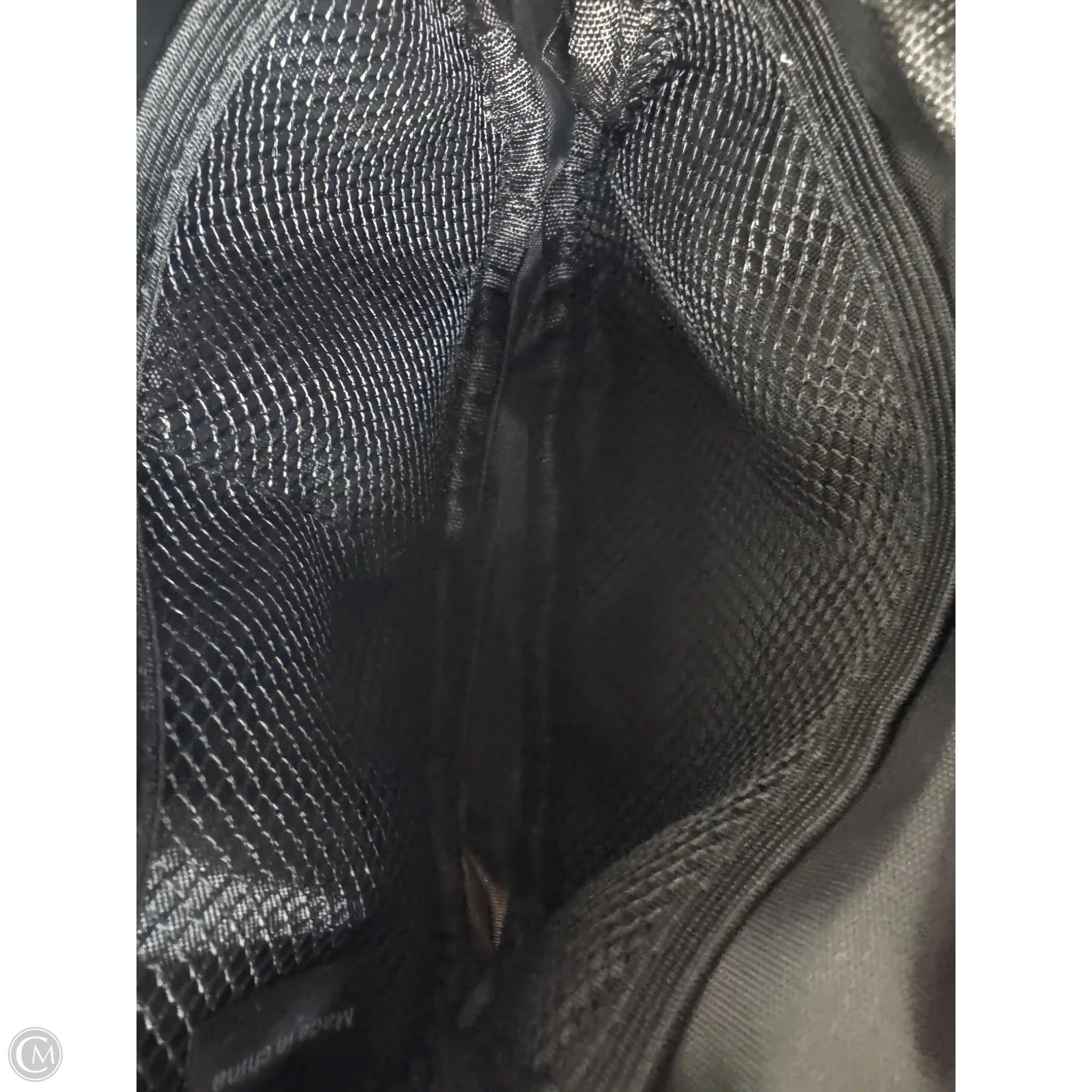 Belt Bag By Clothes Mentor, Size: Medium