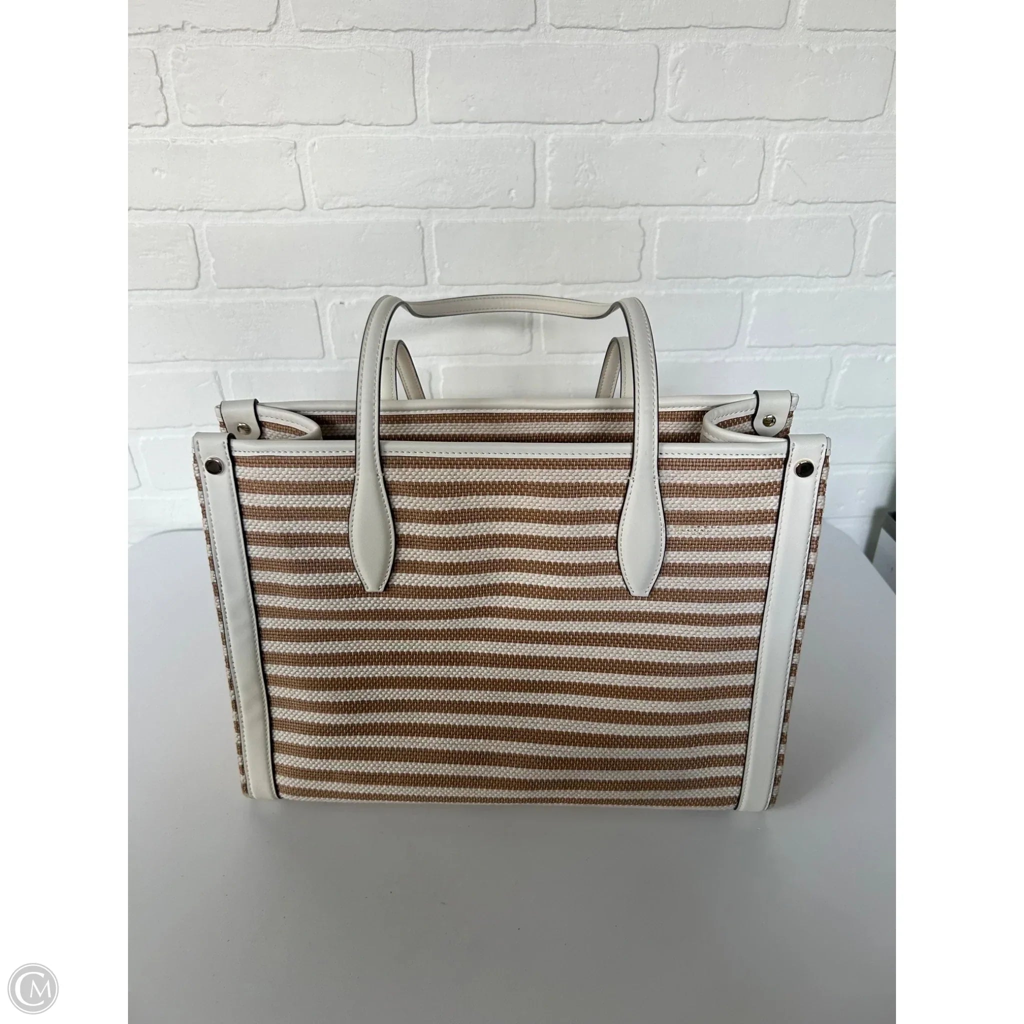 Tote Designer By Kate Spade, Size: Medium