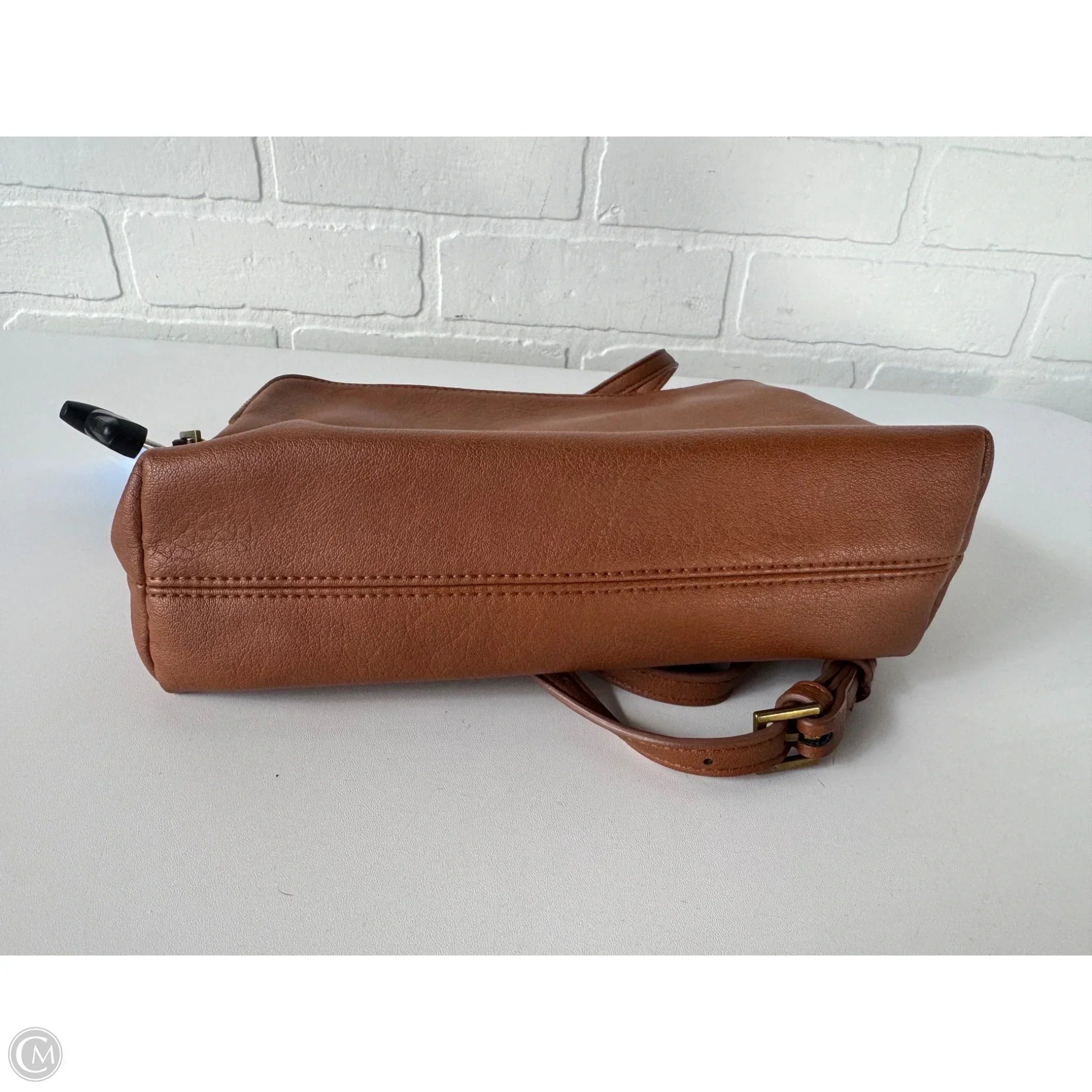 Crossbody By Universal Thread, Size: Medium