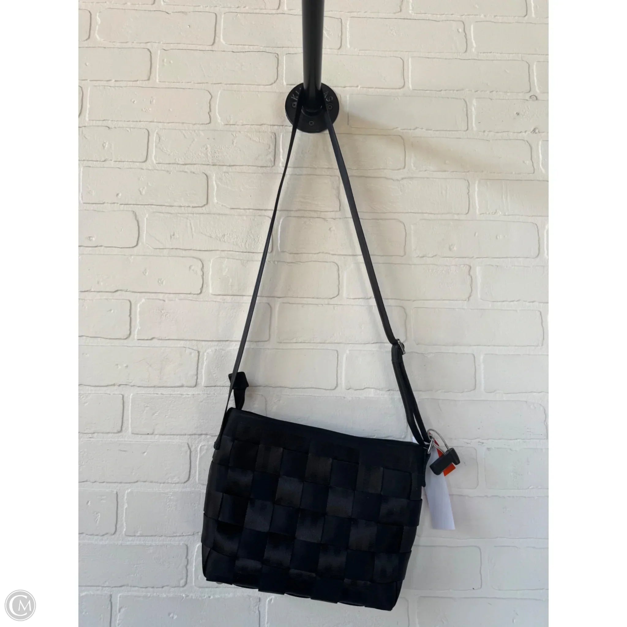 Crossbody By Cmb, Size: Medium