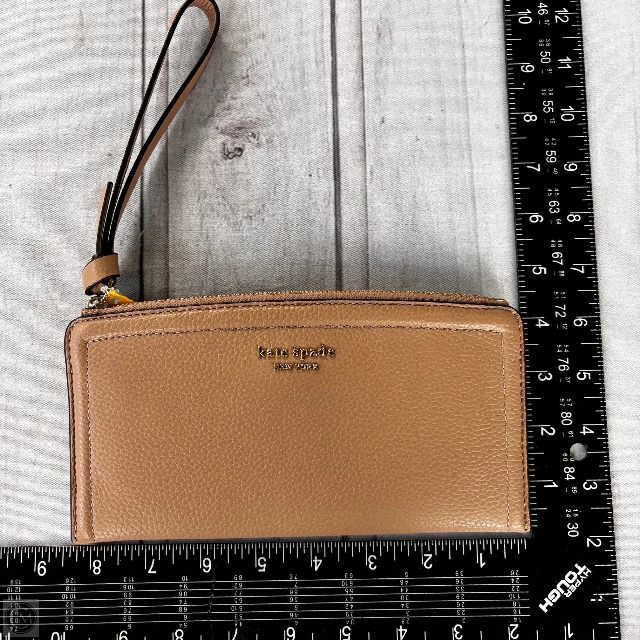 Clutch Designer By Kate Spade, Size: Medium