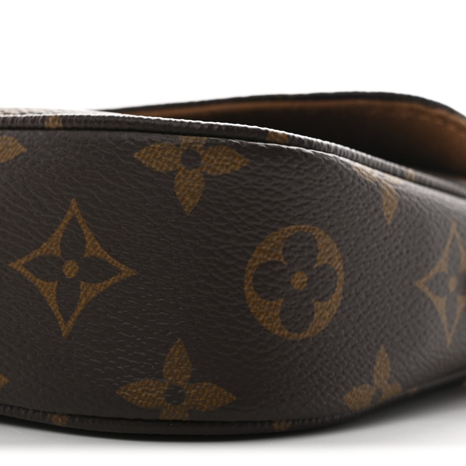 Monogram Ivy Wallet On Chain