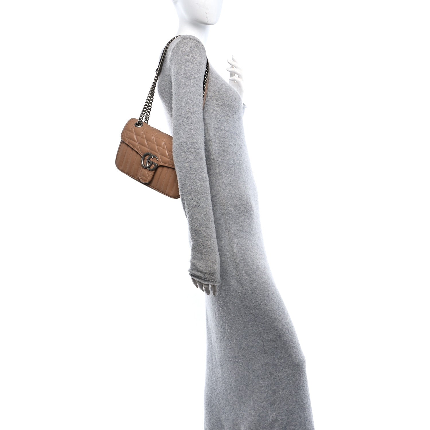 Calfskin Matelasse Aria Small GG Marmont Shoulder Bag Camelia