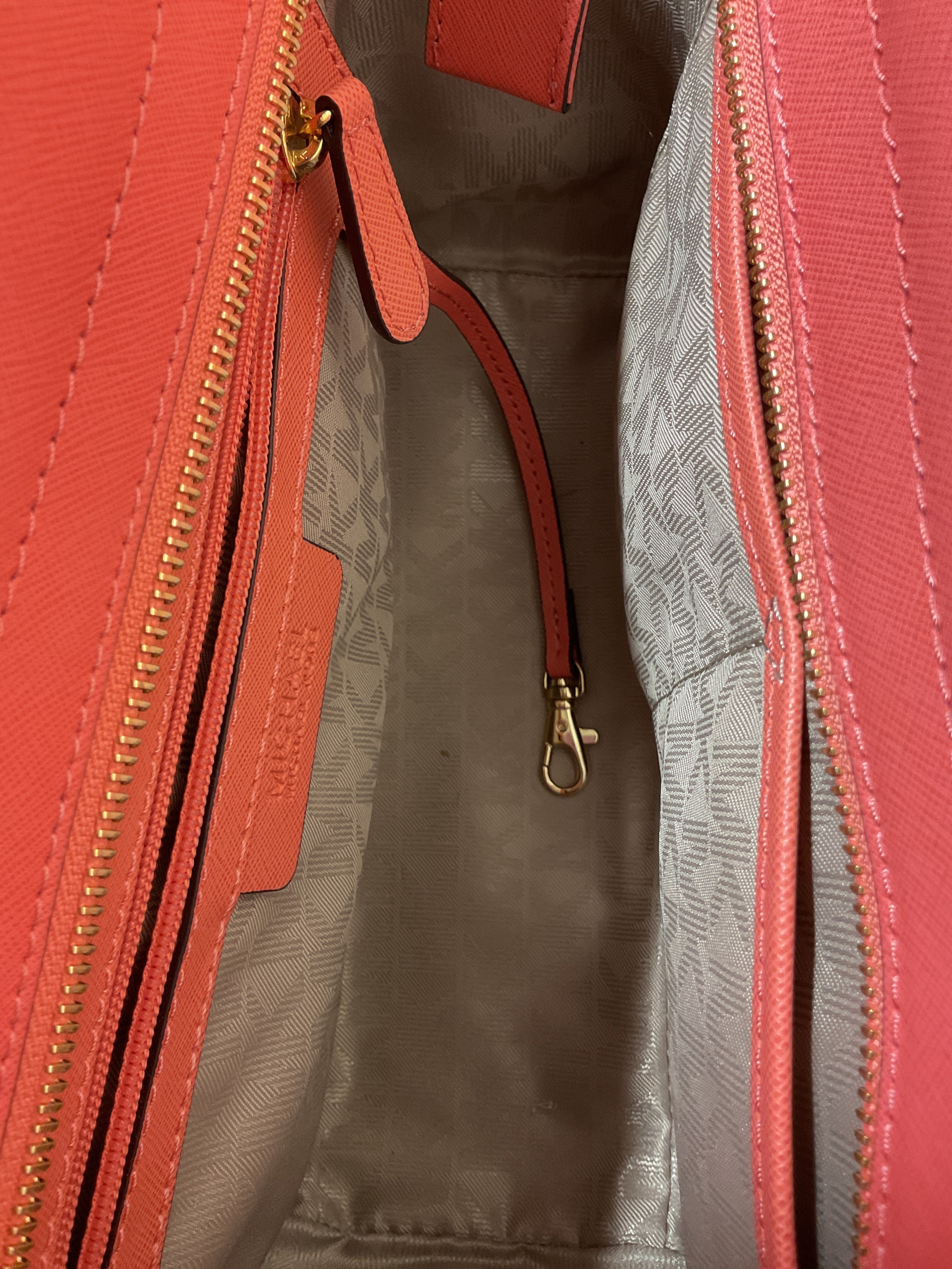 Handbag Designer By Michael Kors In Coral, Size:Medium