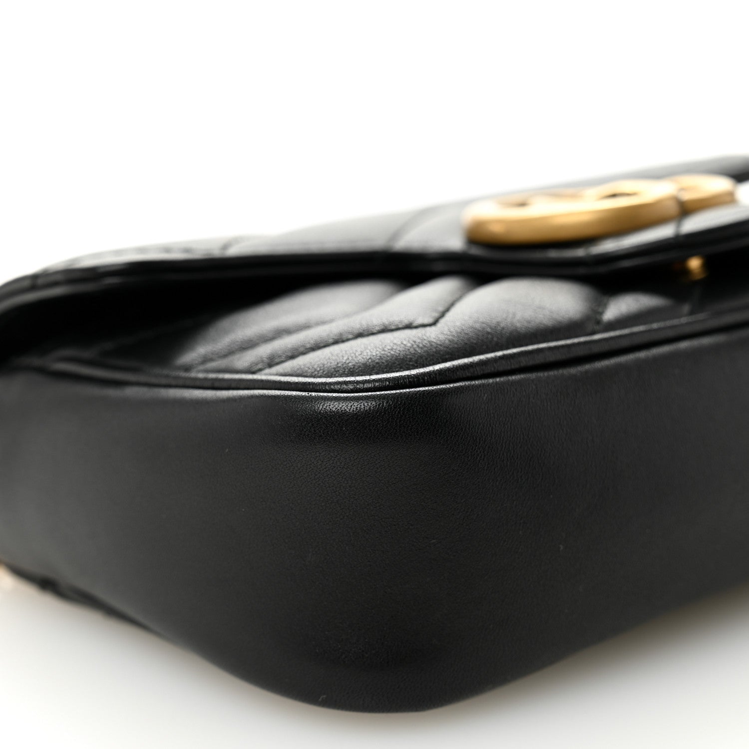 Calfskin Matelasse Super Mini GG Marmont Shoulder Bag Black
