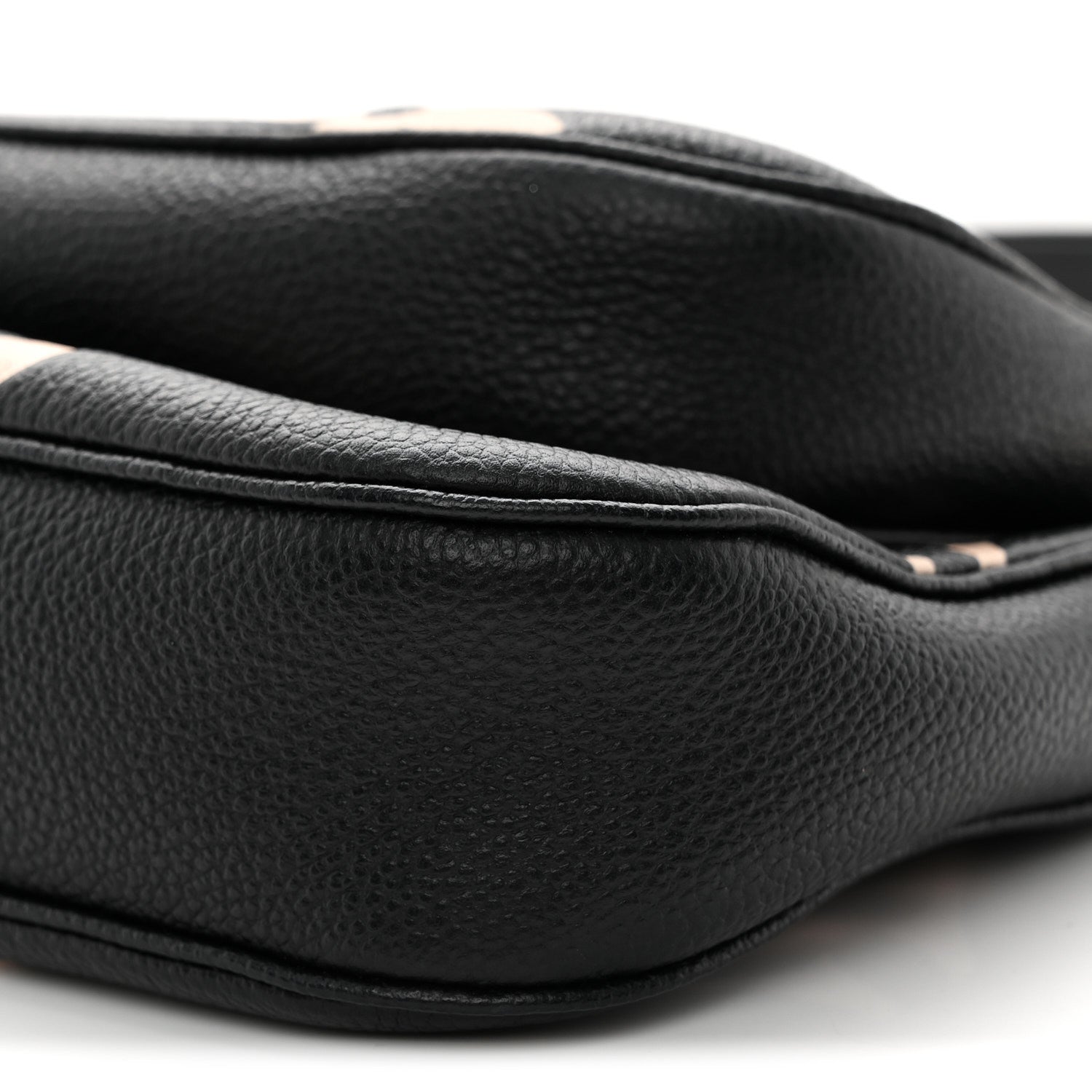 Empreinte Monogram Giant Multi Pochette Accessories Black Beige