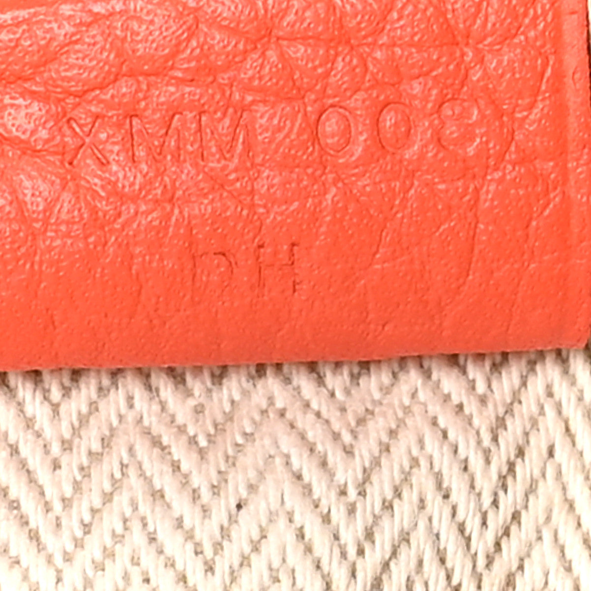Taurillon Clemence Victoria II 35 Orange Poppy
