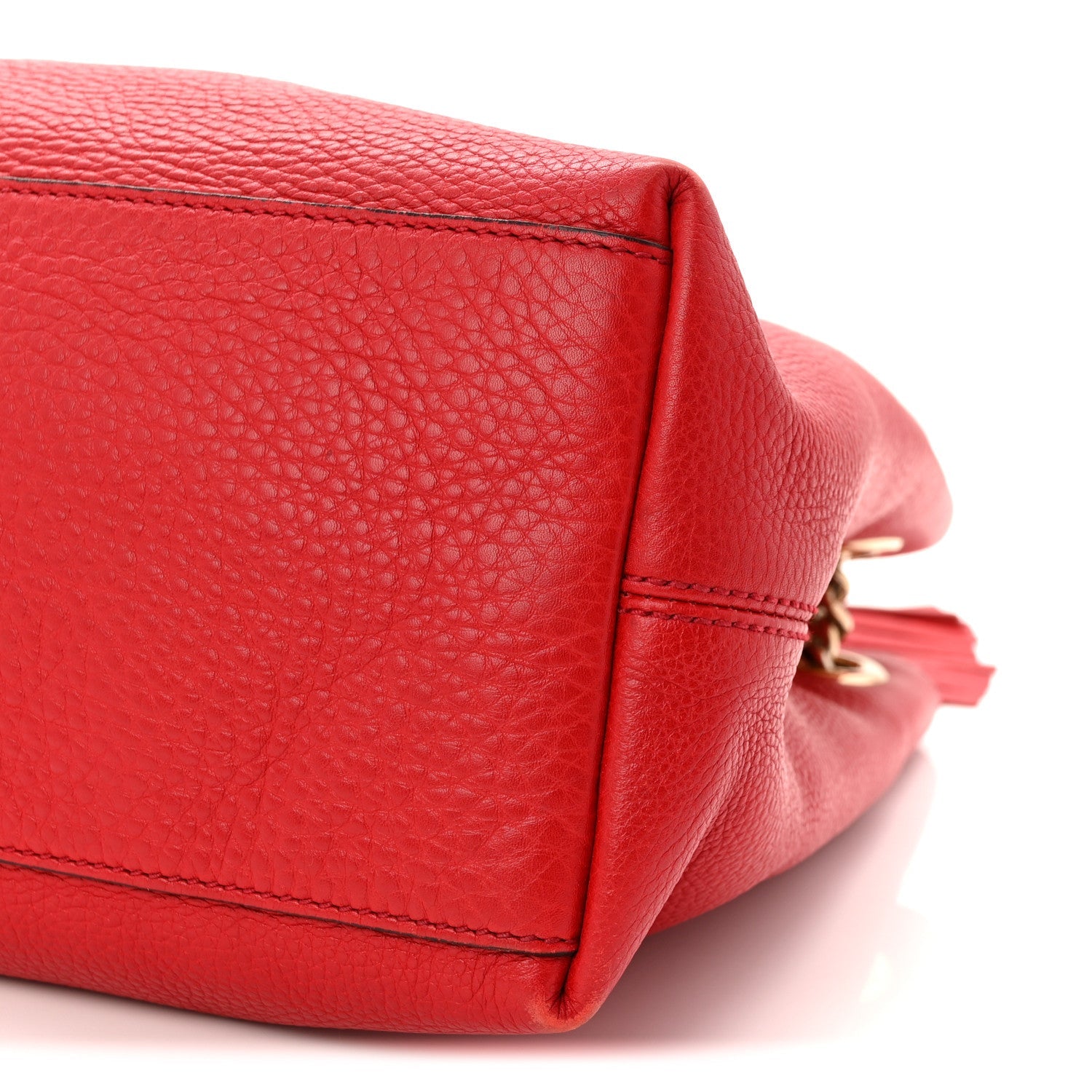Pebbled Calfskin Medium Soho Chain Shoulder Bag Tabasco Red