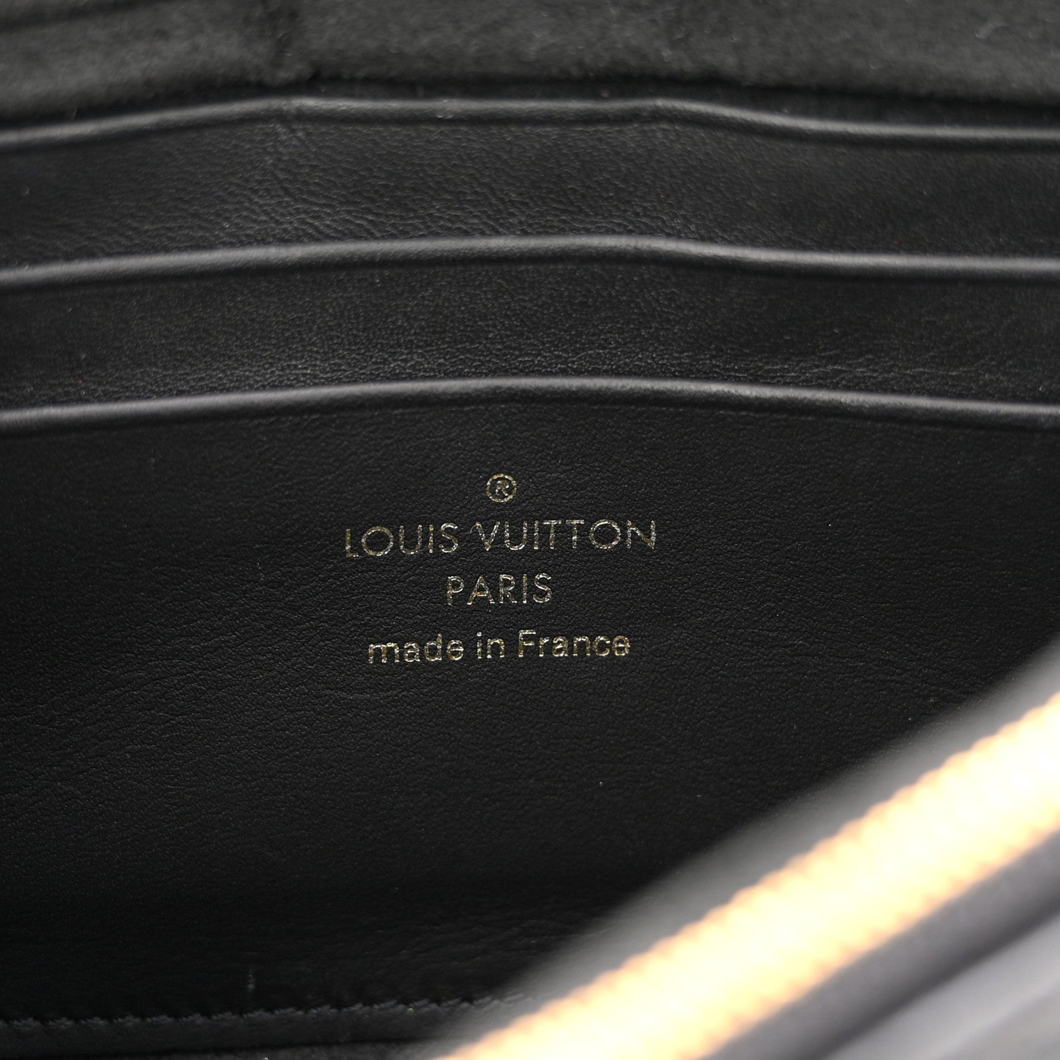 Calfskin New Wave Chain Pochette Black