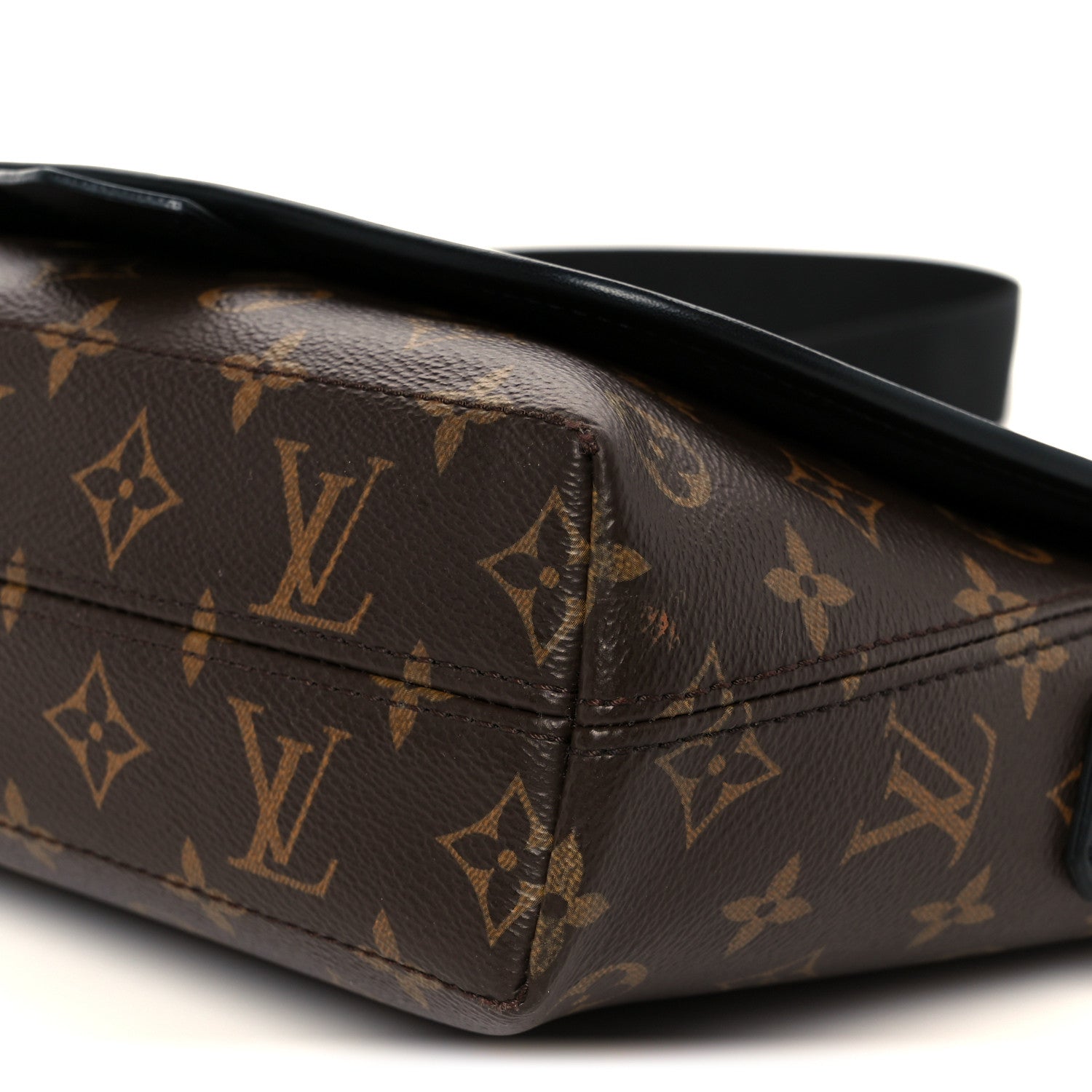 Monogram Macassar Magnetic Messenger