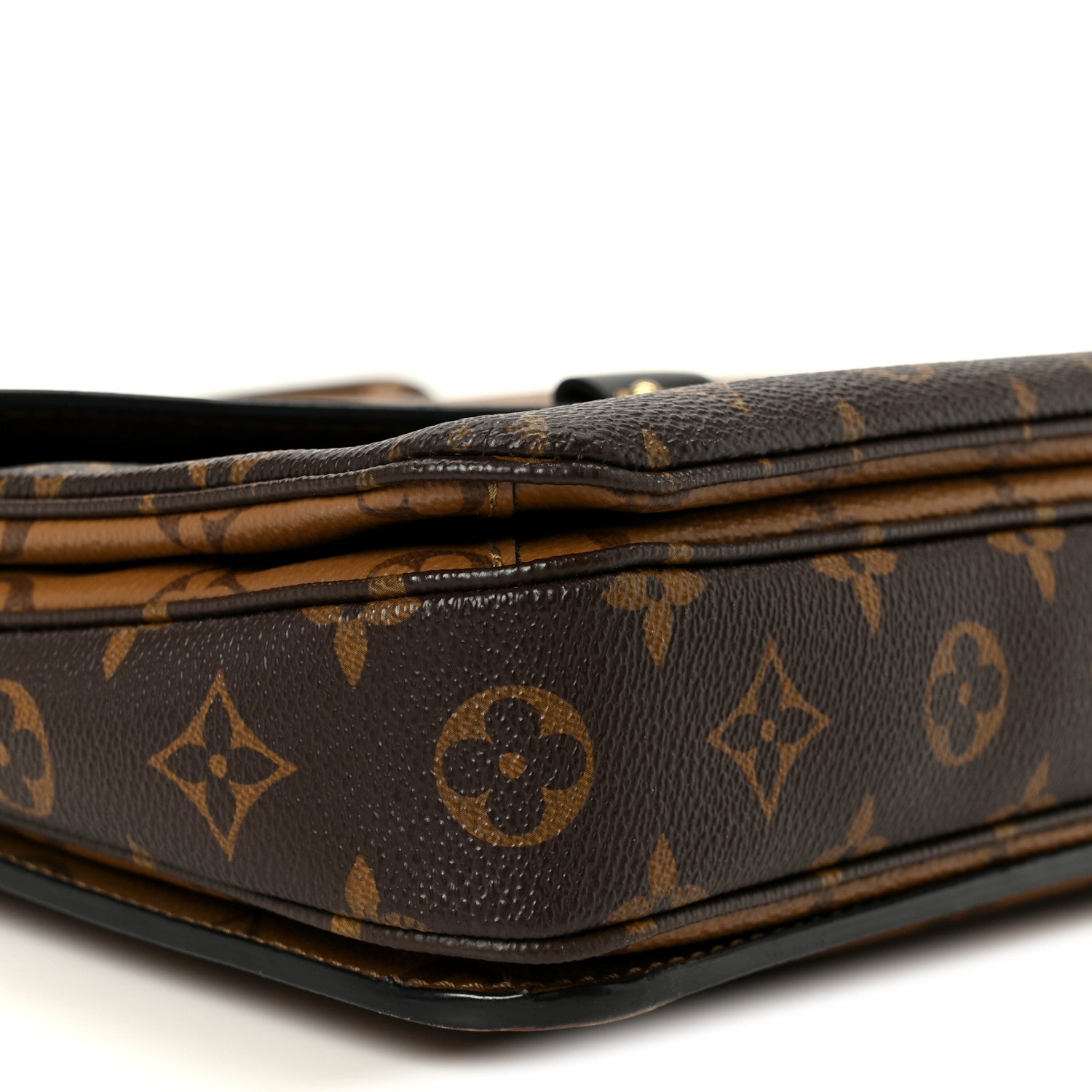 Reverse Monogram Pochette Metis