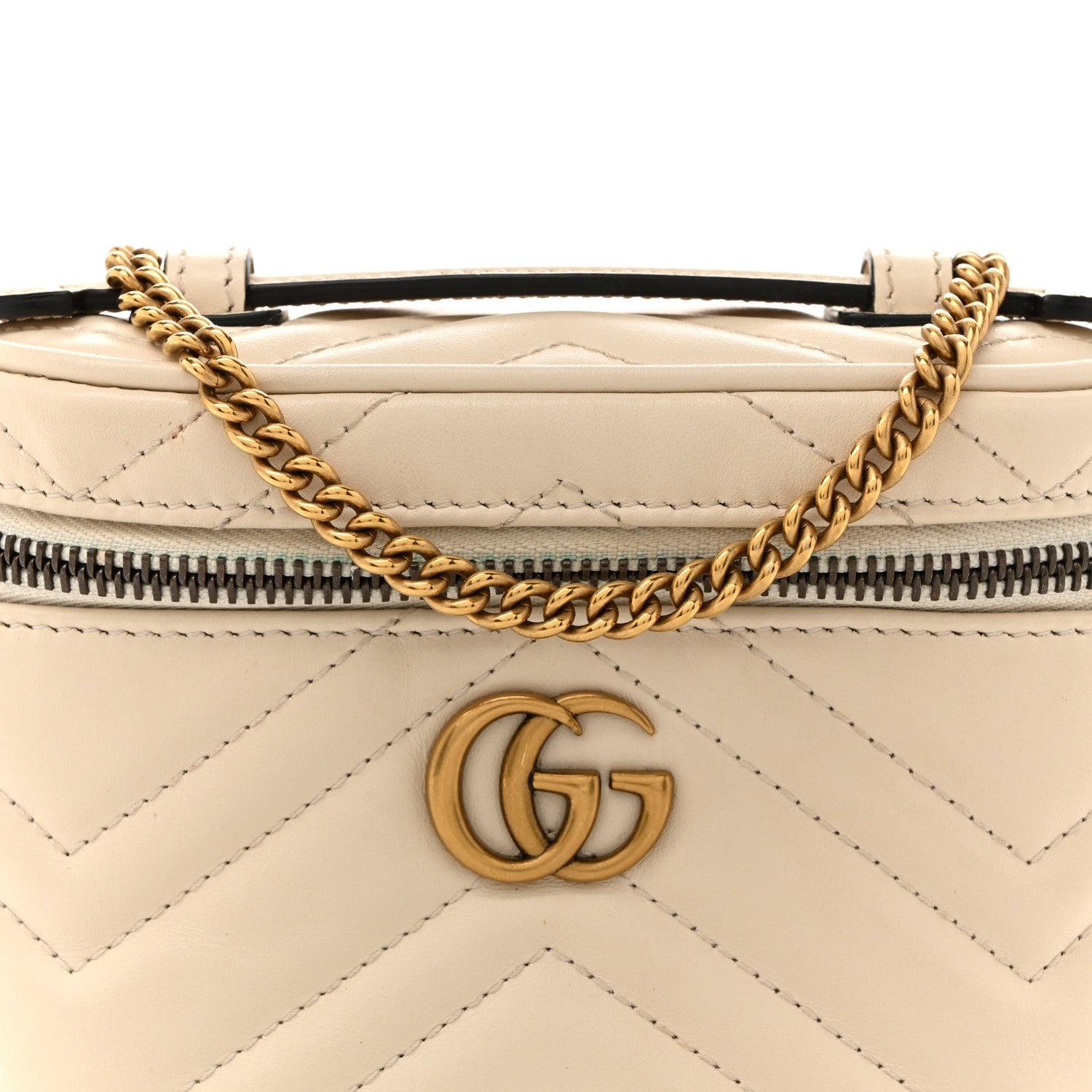Calfskin Matelasse Chevron Mini GG Marmont Top Handle Bag Mystic White