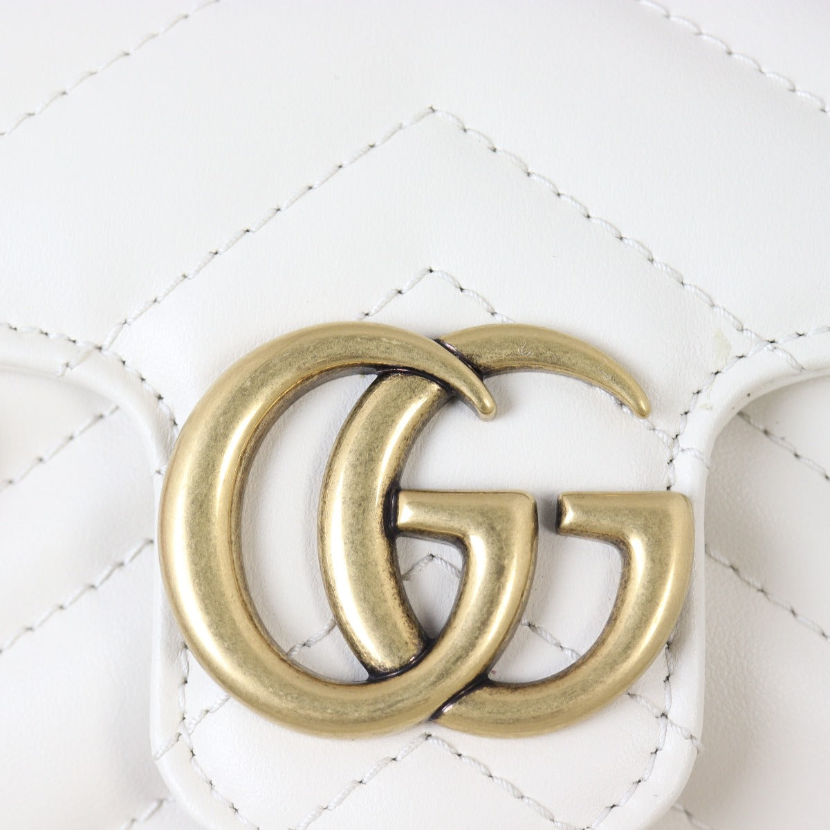 Gucci GG Marmont Matelasse Super Mini Shoulder Bag