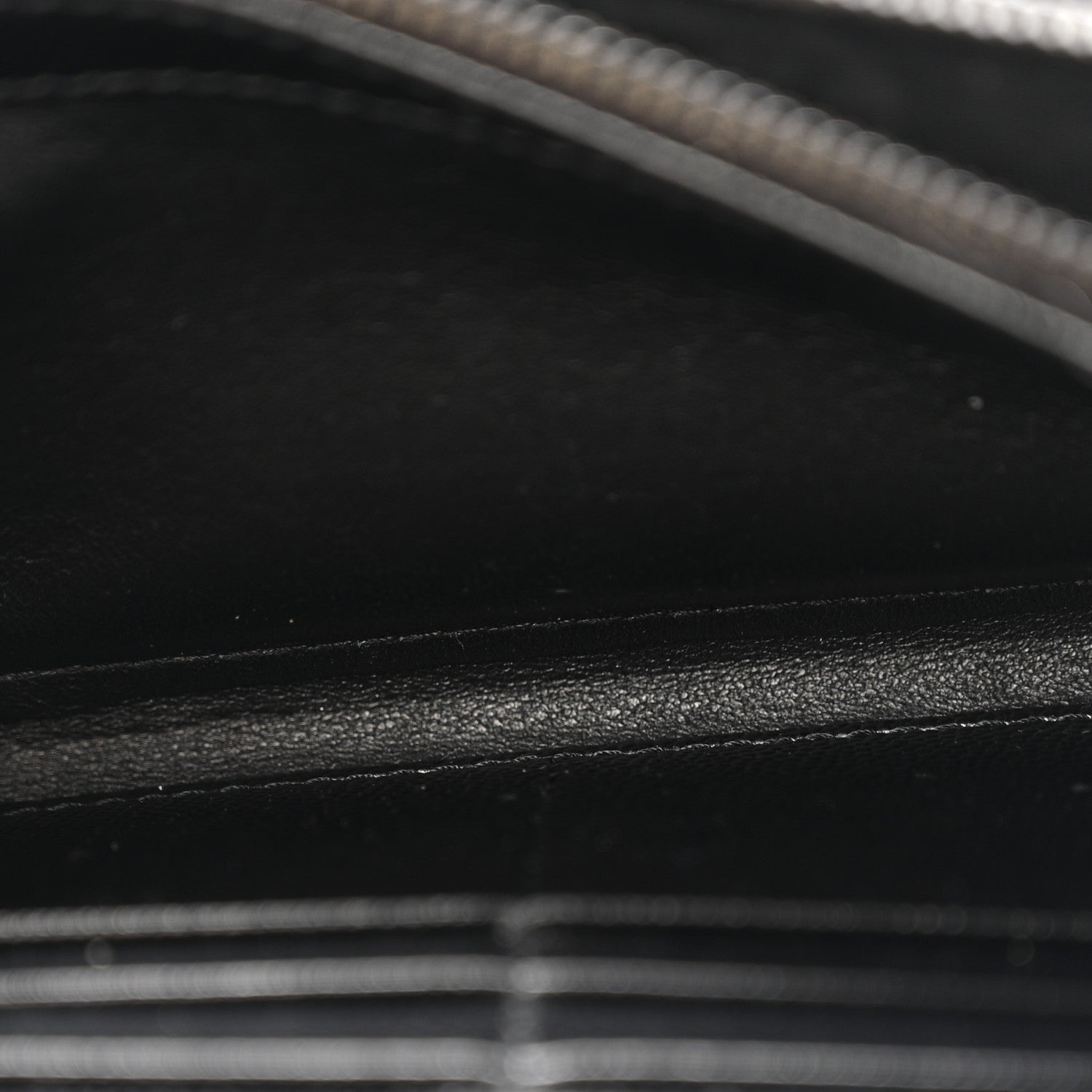 Grain De Poudre Matelasse Chevron Monogram Flap Wallet Black