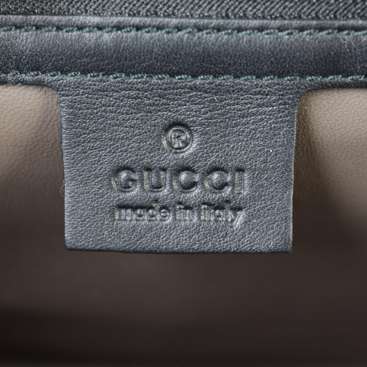 Gucci Interlocking G Chain Medium Shoulder Bag
