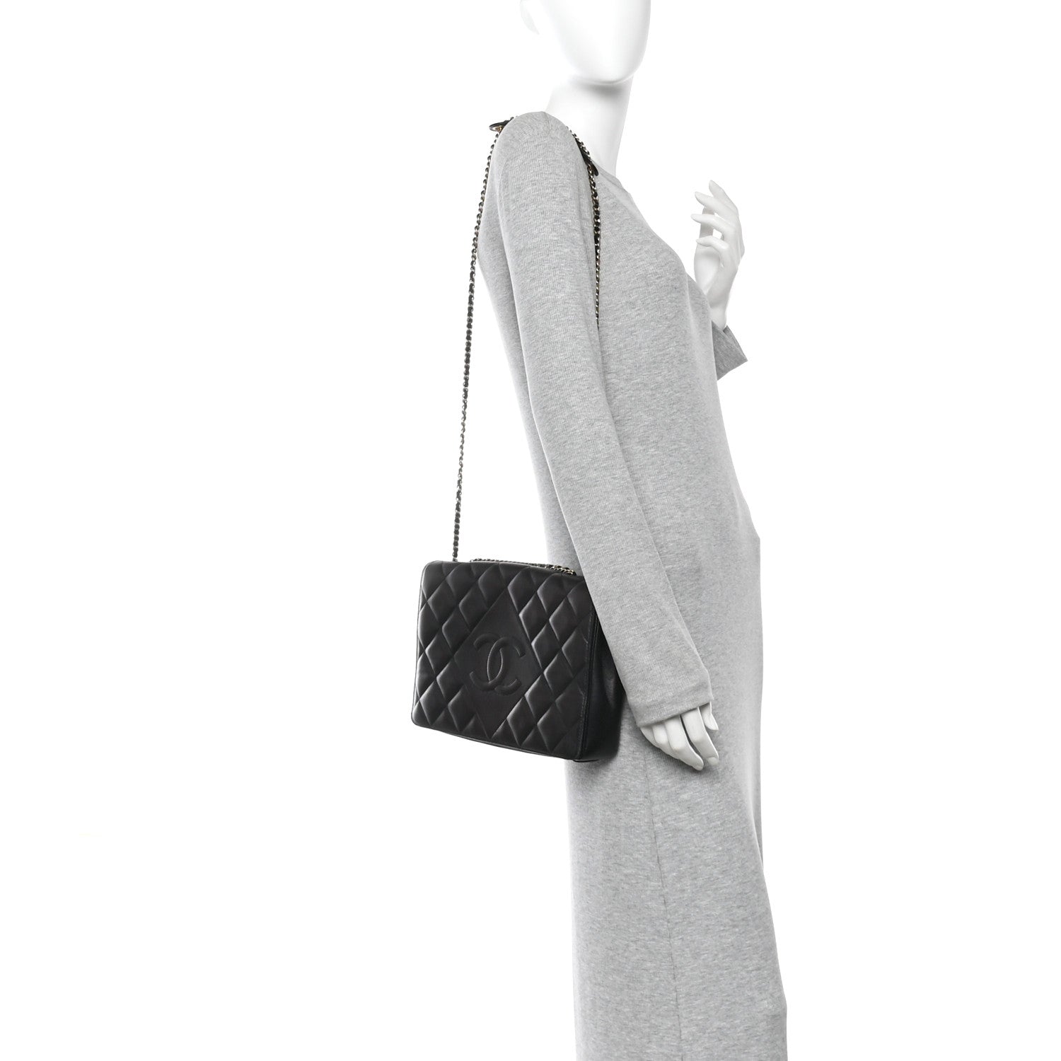 Lambskin Quilted Medium Diamond CC Flap Black