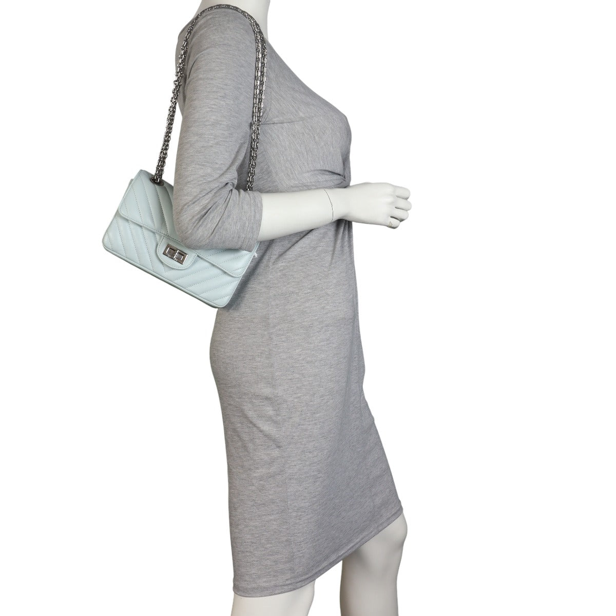 Chanel 2.55 Reissue 224 Single Flap Bag Chevron