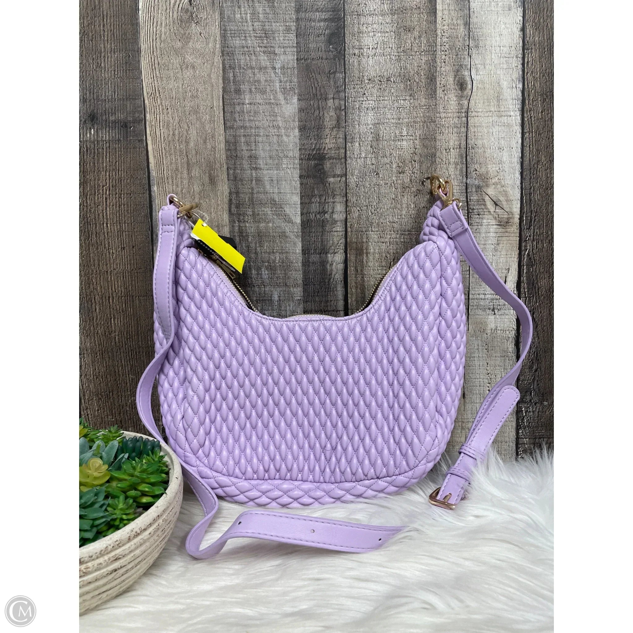 Crossbody By Urban Expressions, Size: Medium