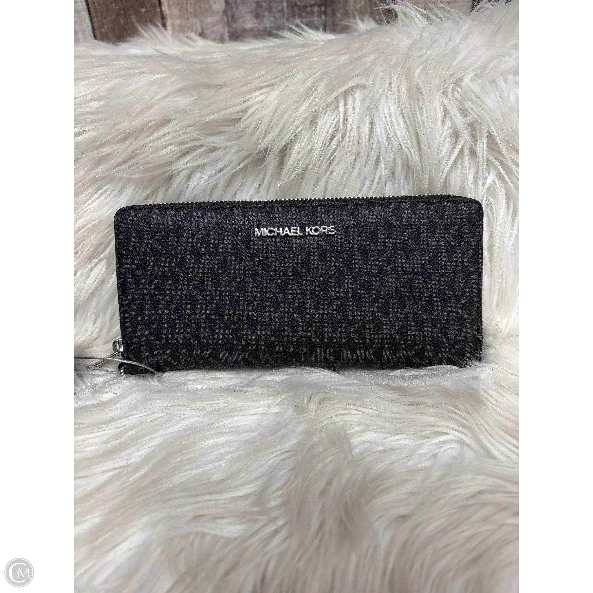 Wristlet Designer By Michael Kors, Size: Large