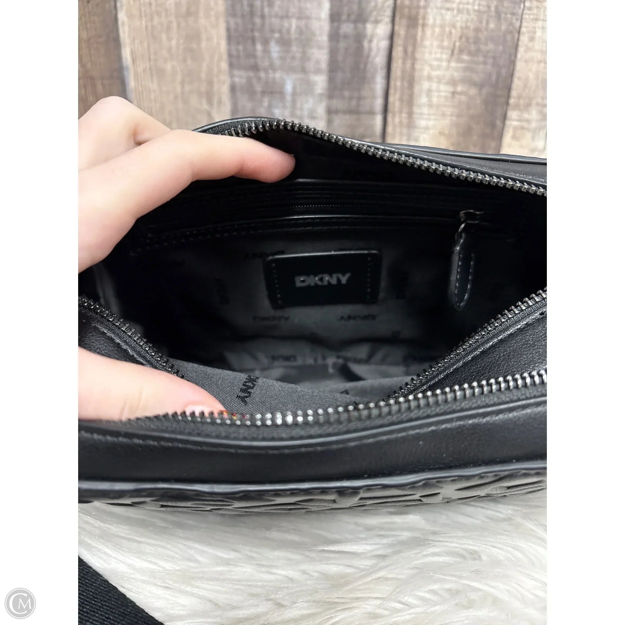 Crossbody By Dkny, Size: Medium