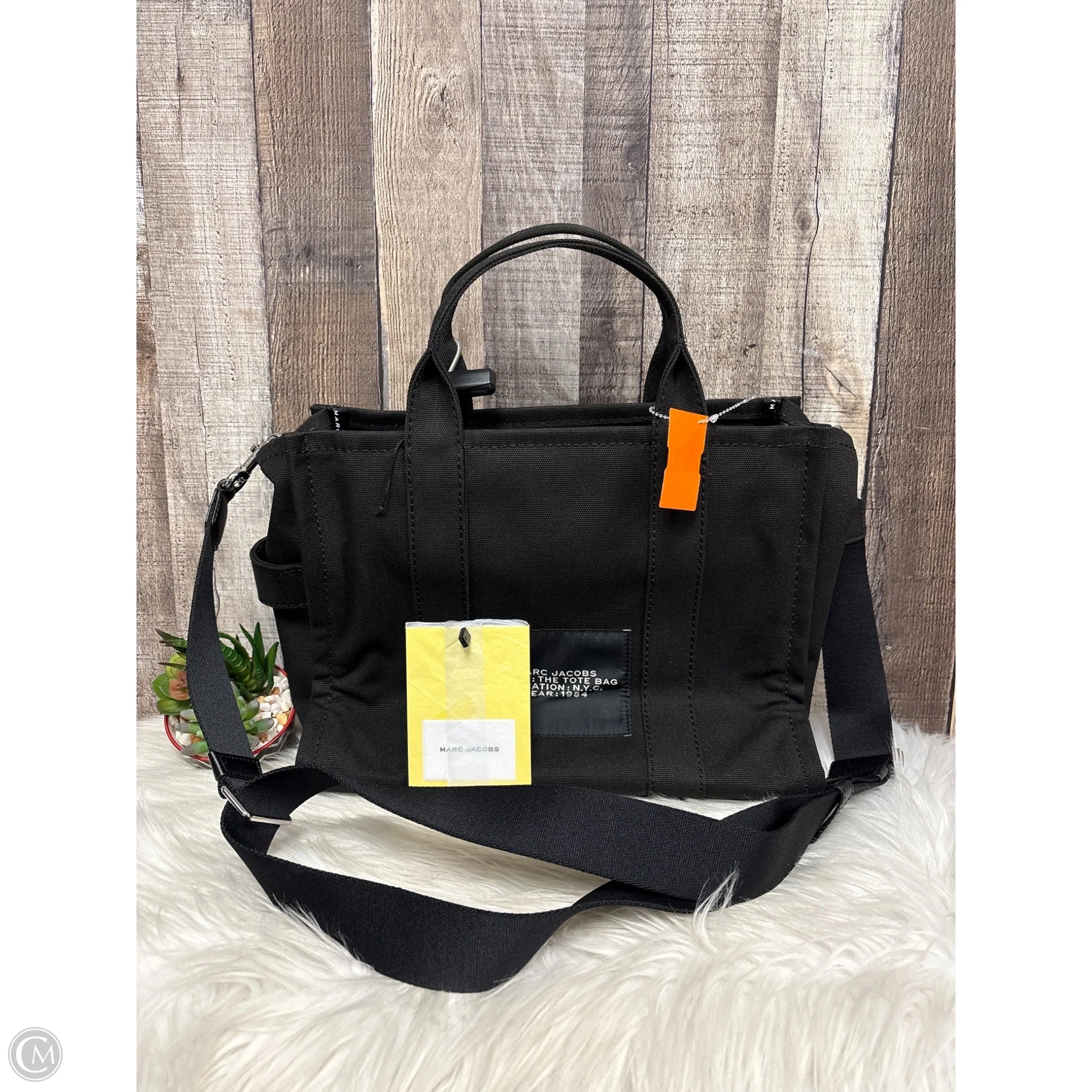 Tote Luxury Designer By Marc Jacobs, Size: Medium