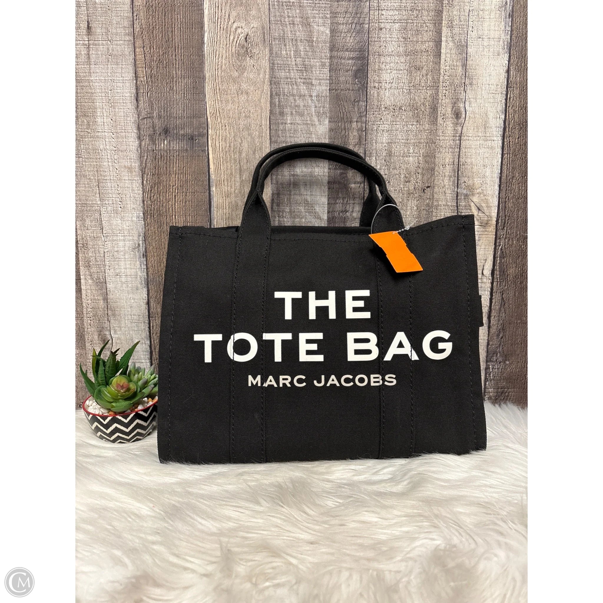 Tote Luxury Designer By Marc Jacobs, Size: Medium