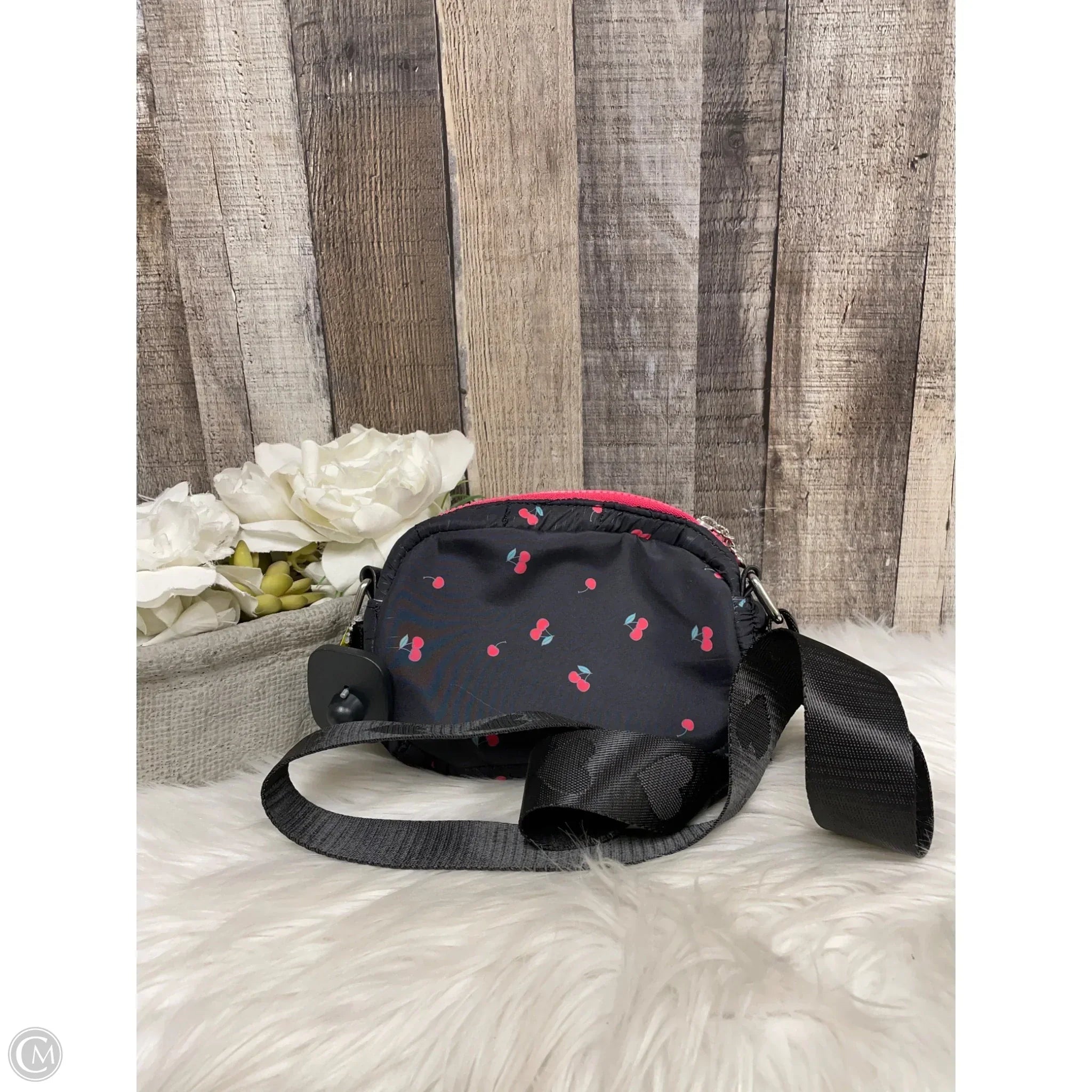 Crossbody By Cme, Size: Small