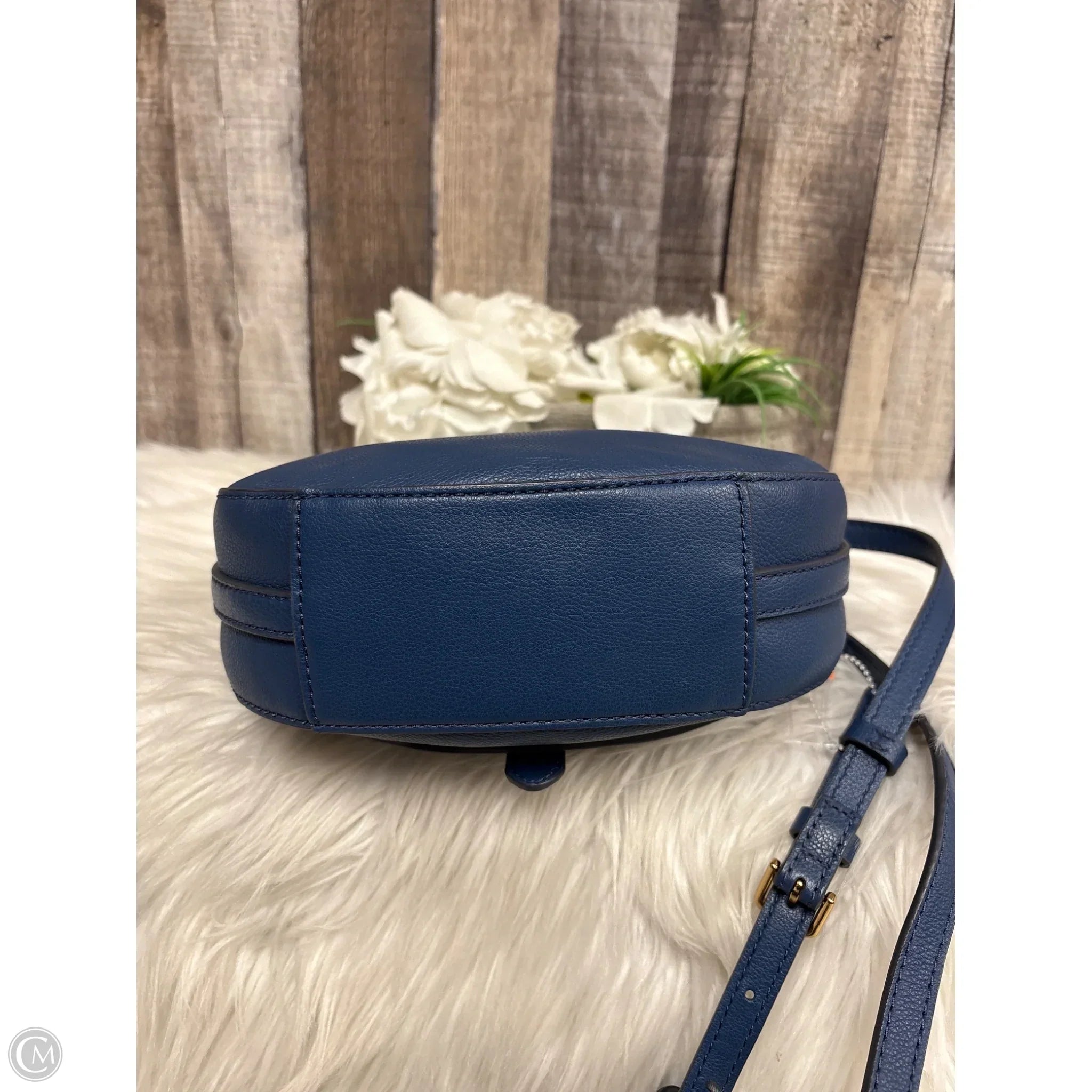 Crossbody Leather By Fossil, Size: Medium
