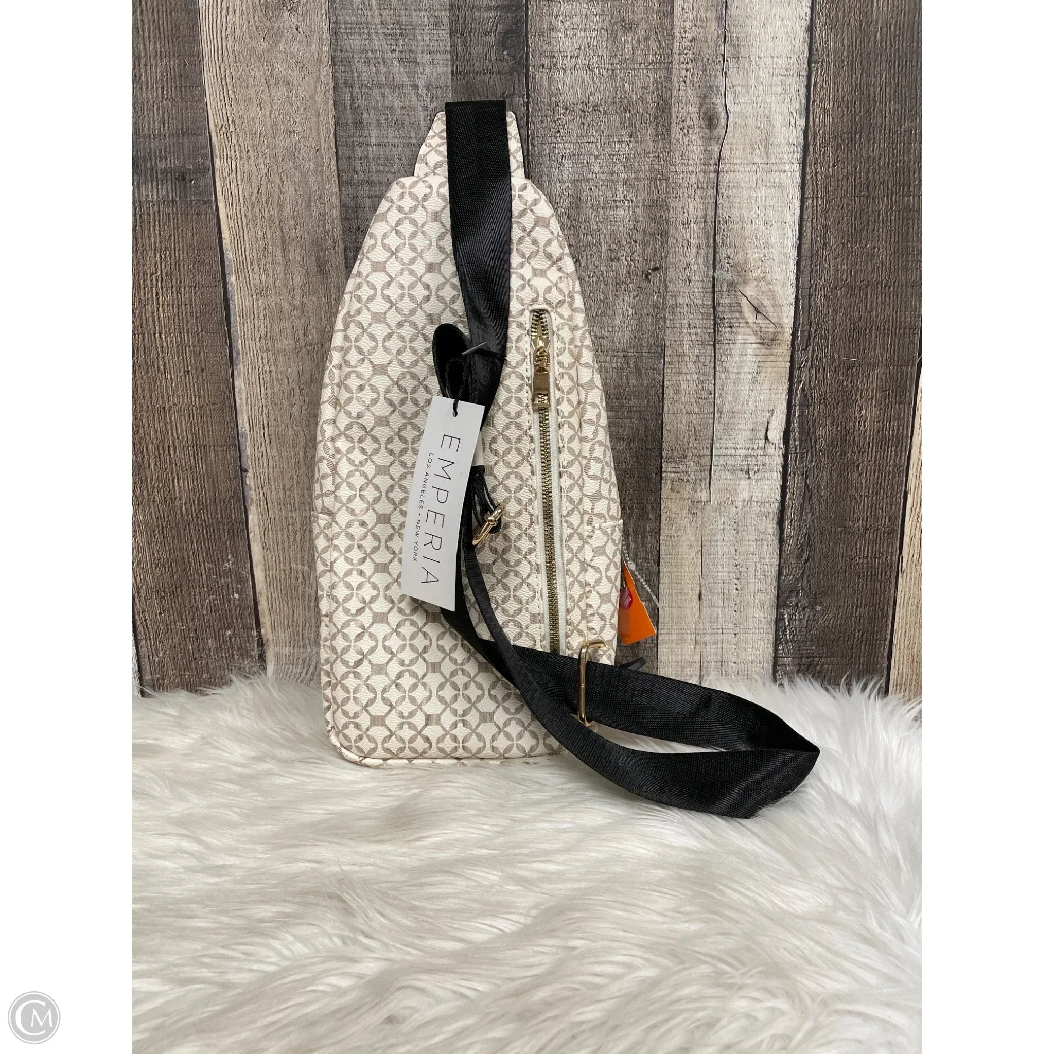 Crossbody By Cme, Size: Large