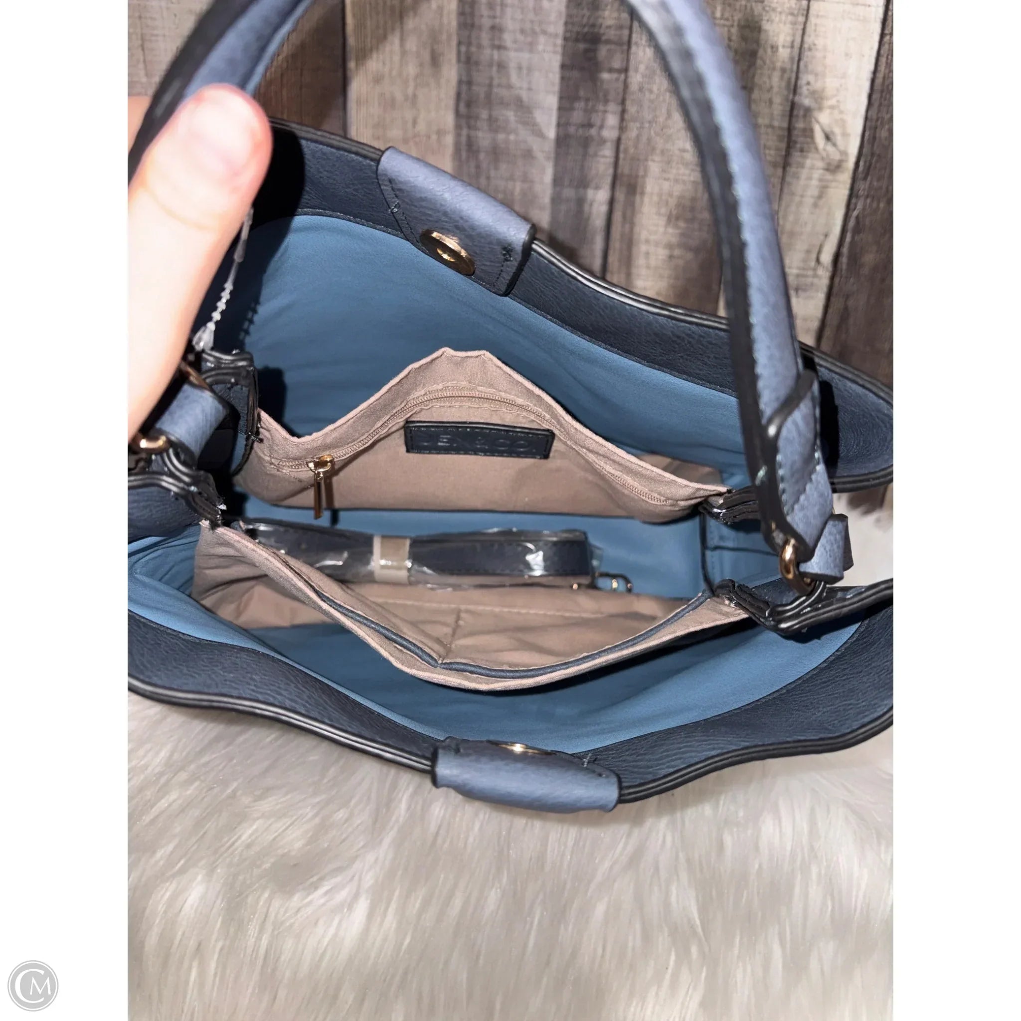 Handbag By Jen & Co, Size: Medium